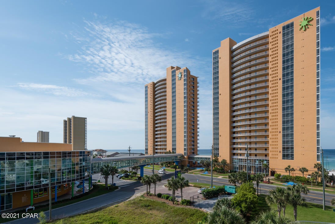 Splash Condo - Residential