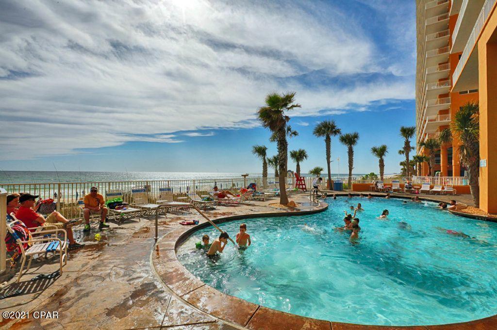 Splash Condo - Residential