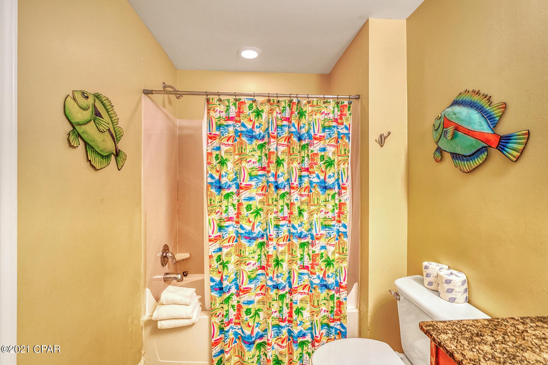 Splash Condo - Residential