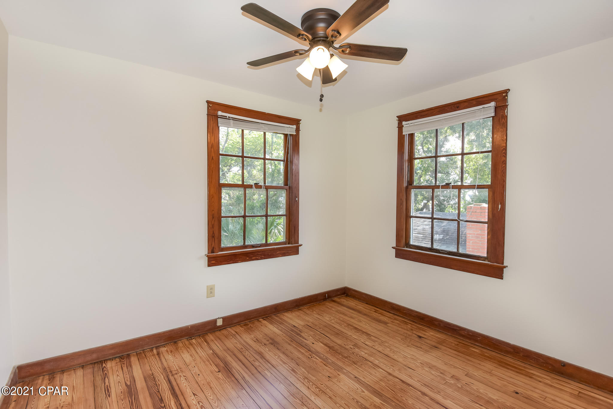 [No Recorded Subdiv] - Residential Lease