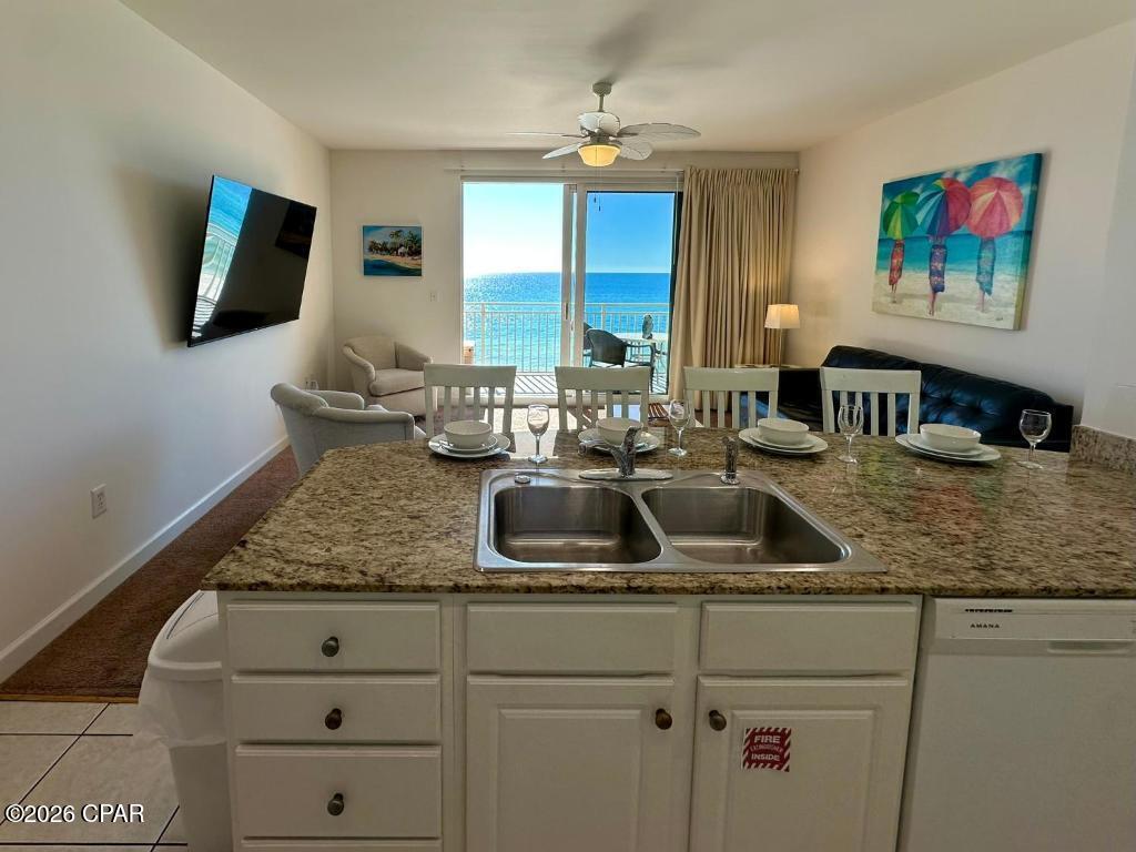 Splash Condo - Residential