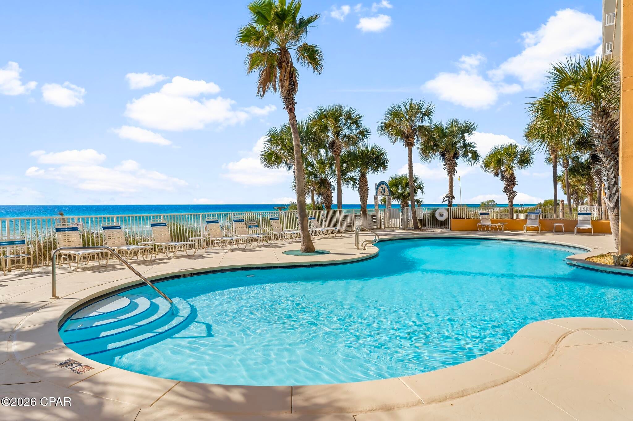 Splash Condo - Residential