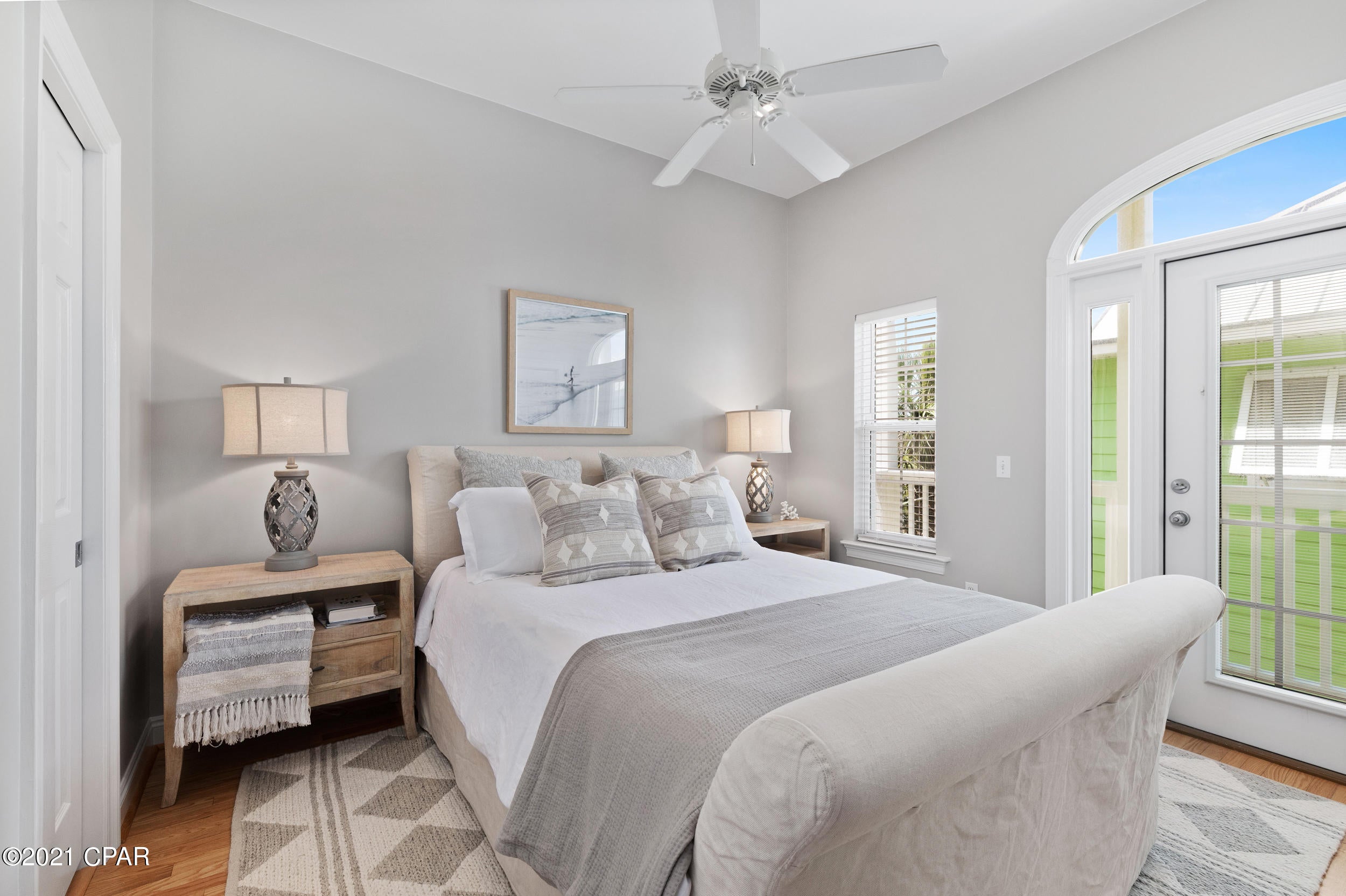 Summer Towne Cottage Condo Ph II - Residential