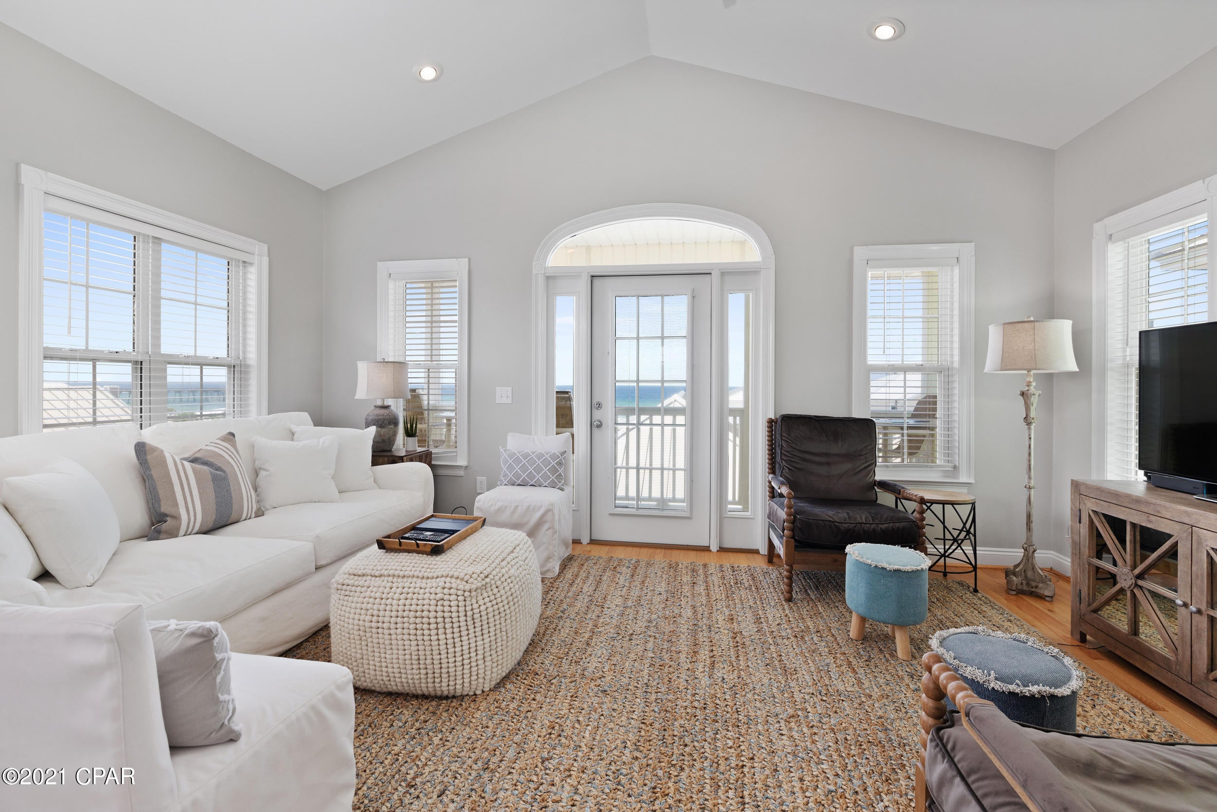 Summer Towne Cottage Condo Ph II - Residential