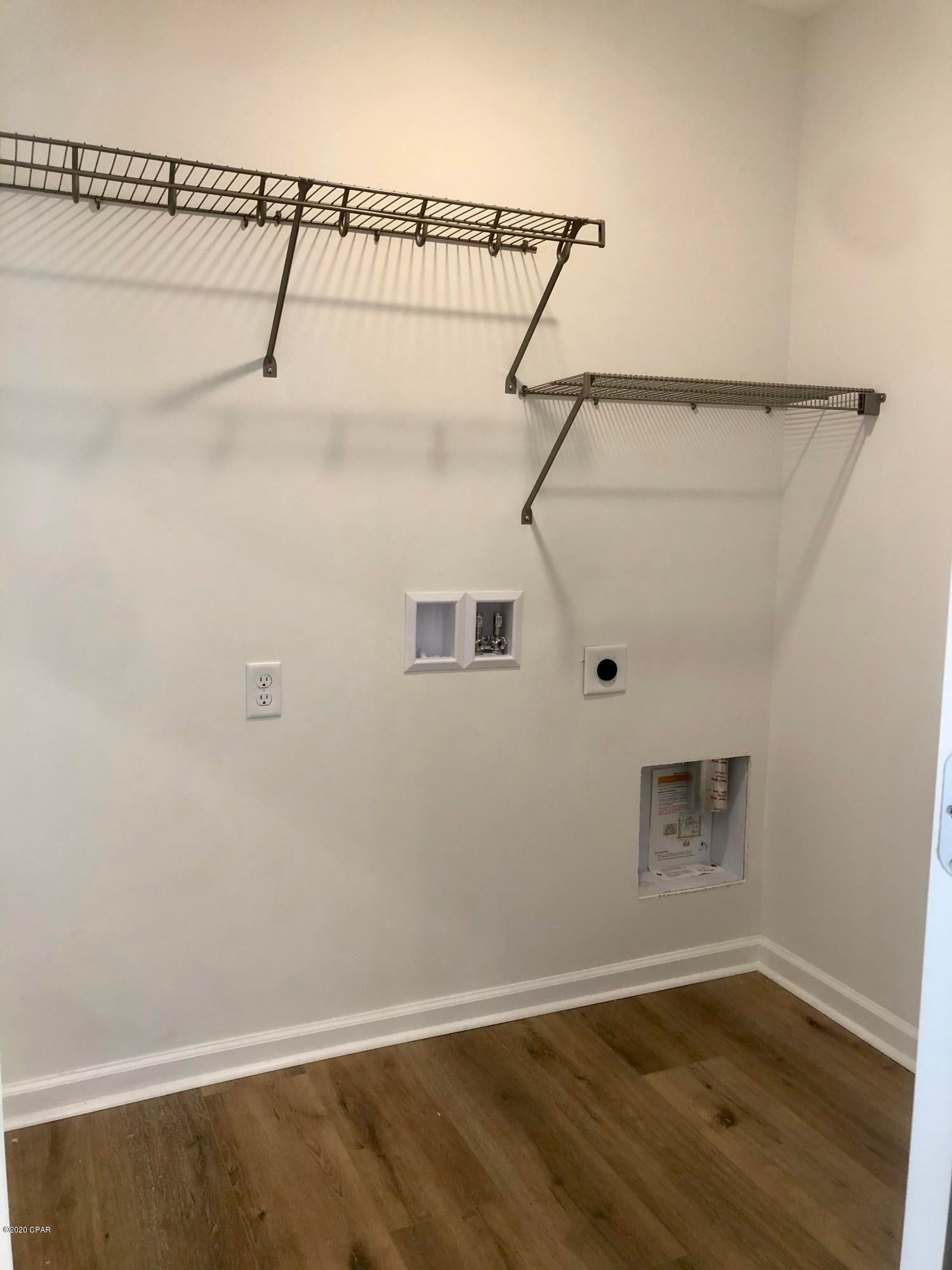 [No Recorded Subdiv] - Residential Lease