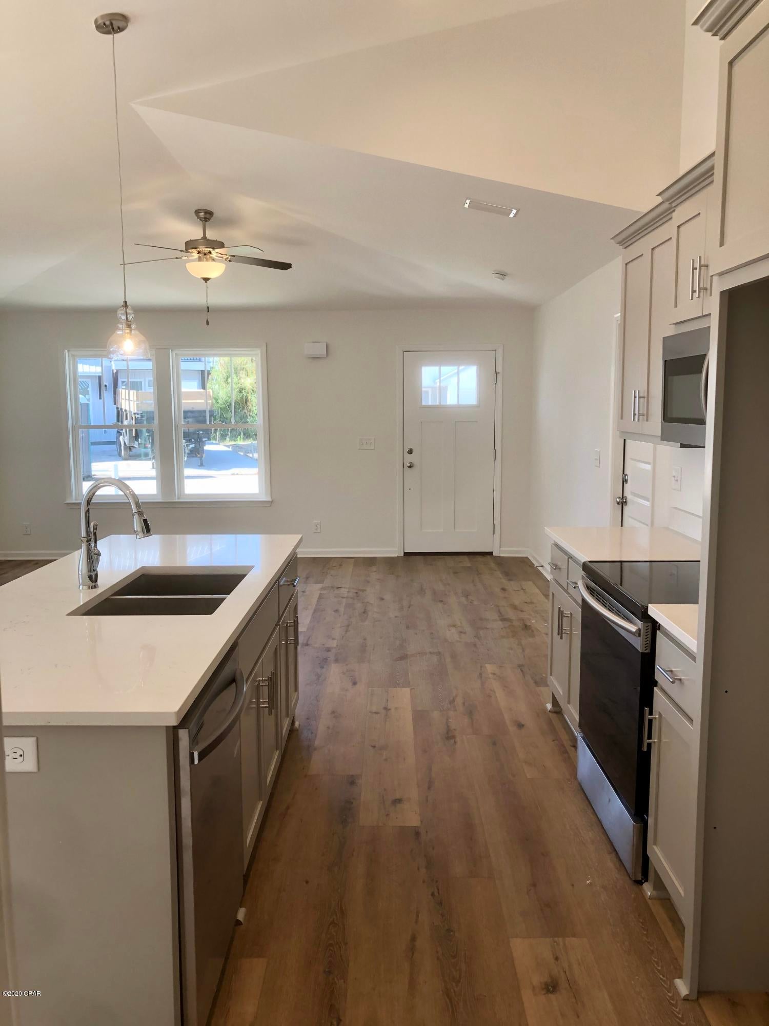 [No Recorded Subdiv] - Residential Lease