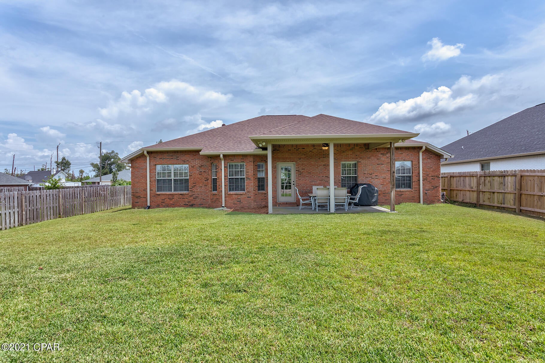 College Oaks - Residential