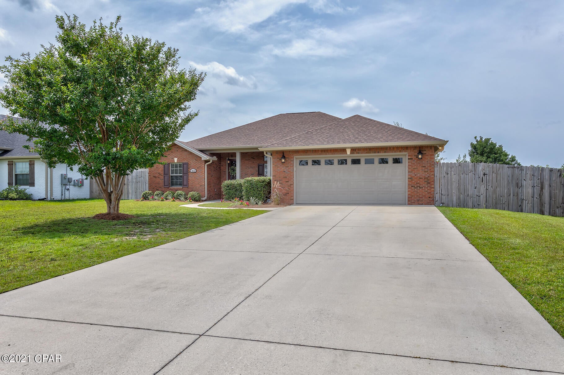 College Oaks - Residential