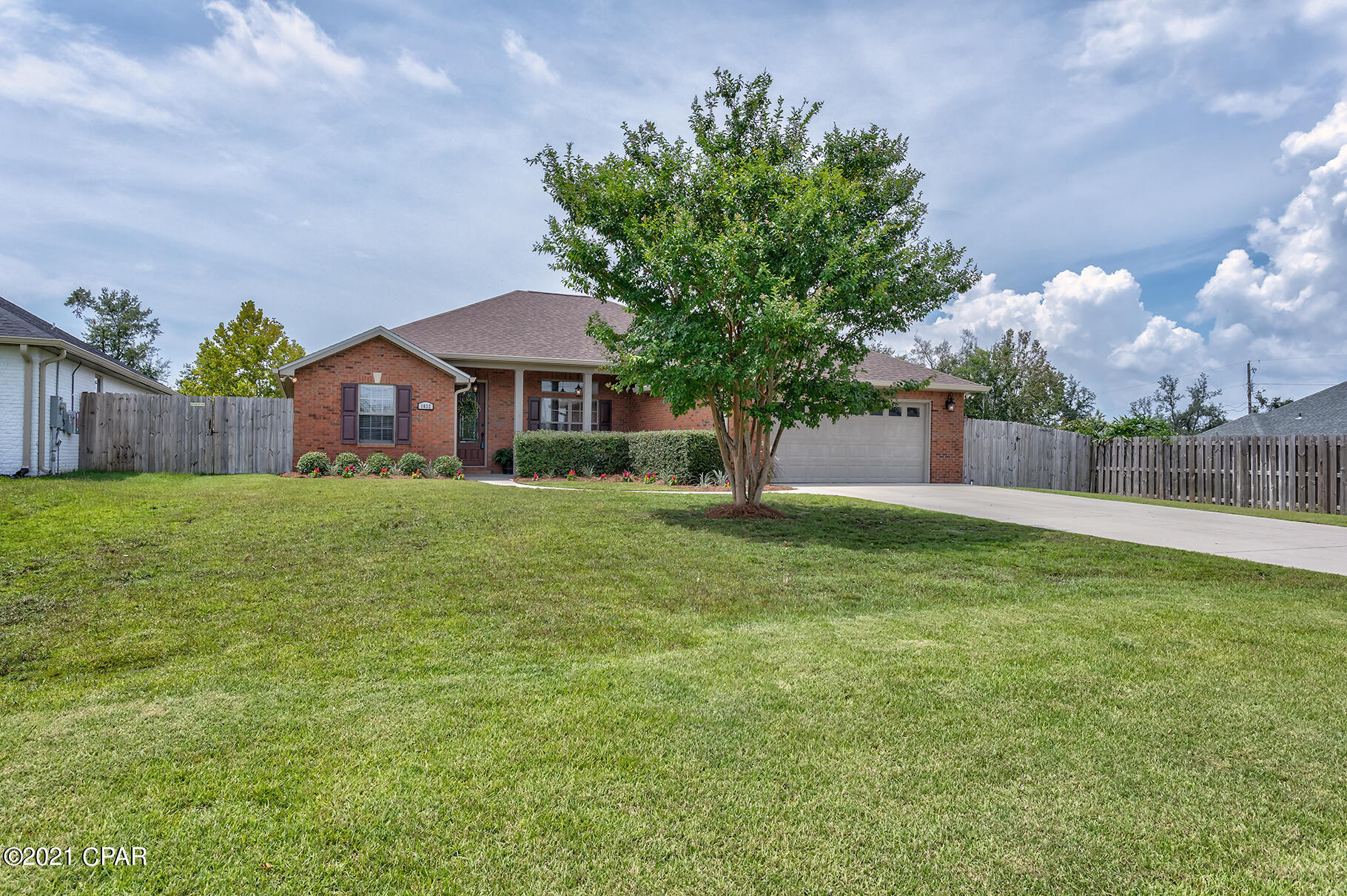 College Oaks - Residential