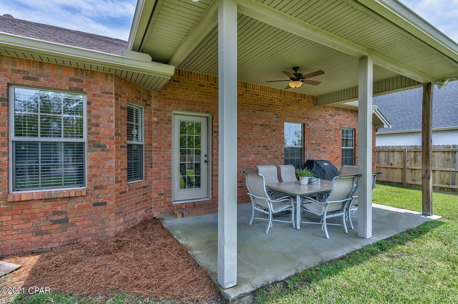 College Oaks - Residential