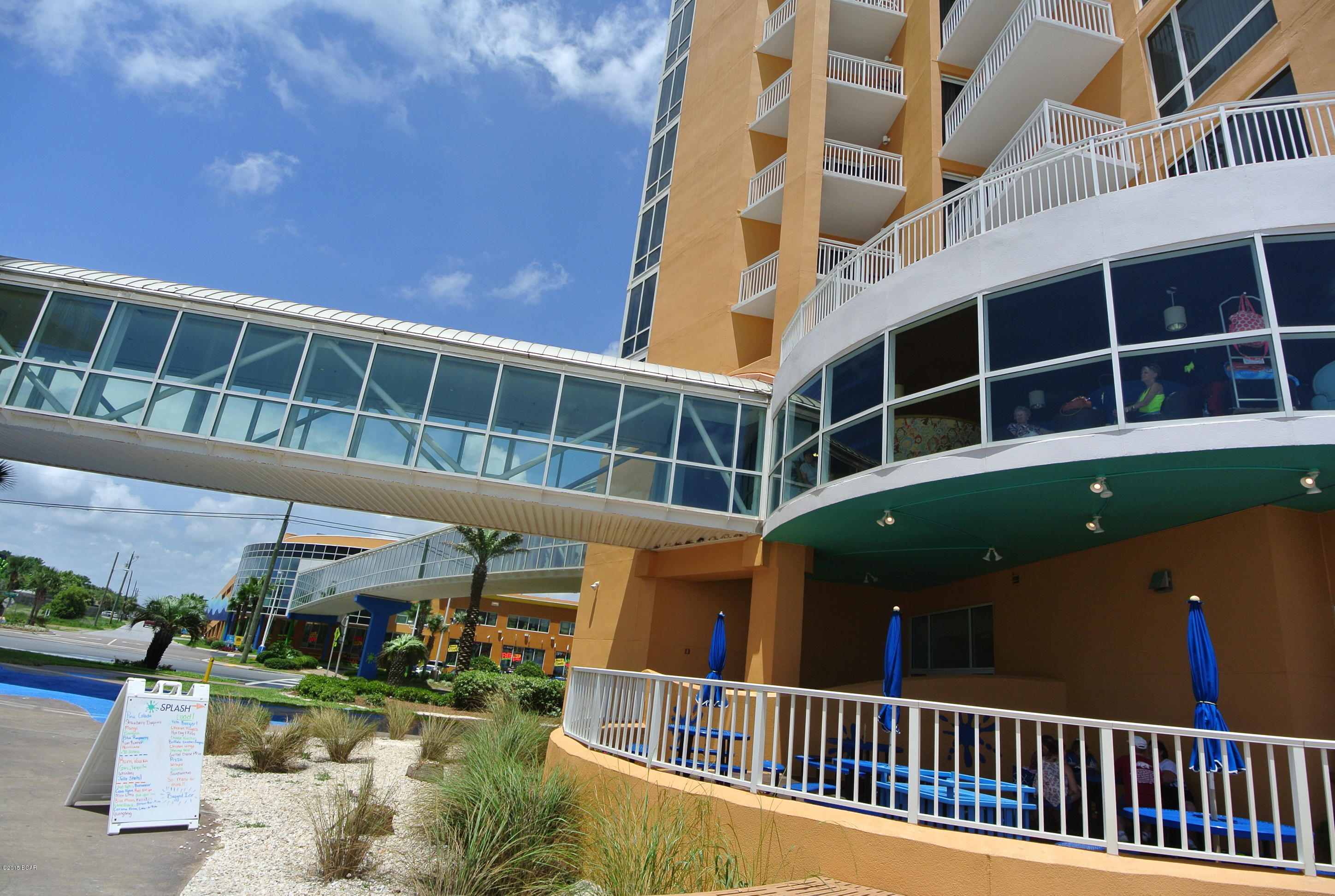 Splash Condo - Residential