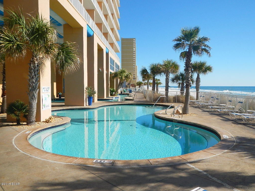 Splash Condo - Residential