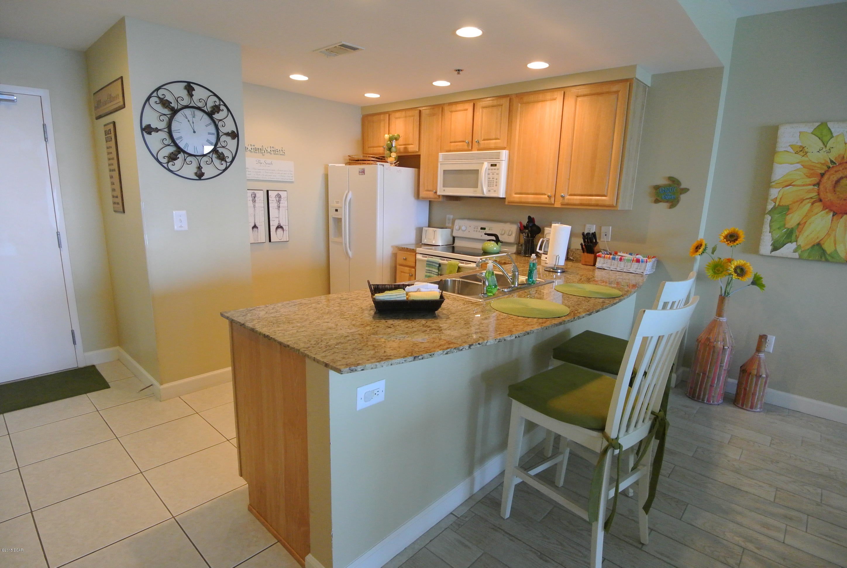 Splash Condo - Residential