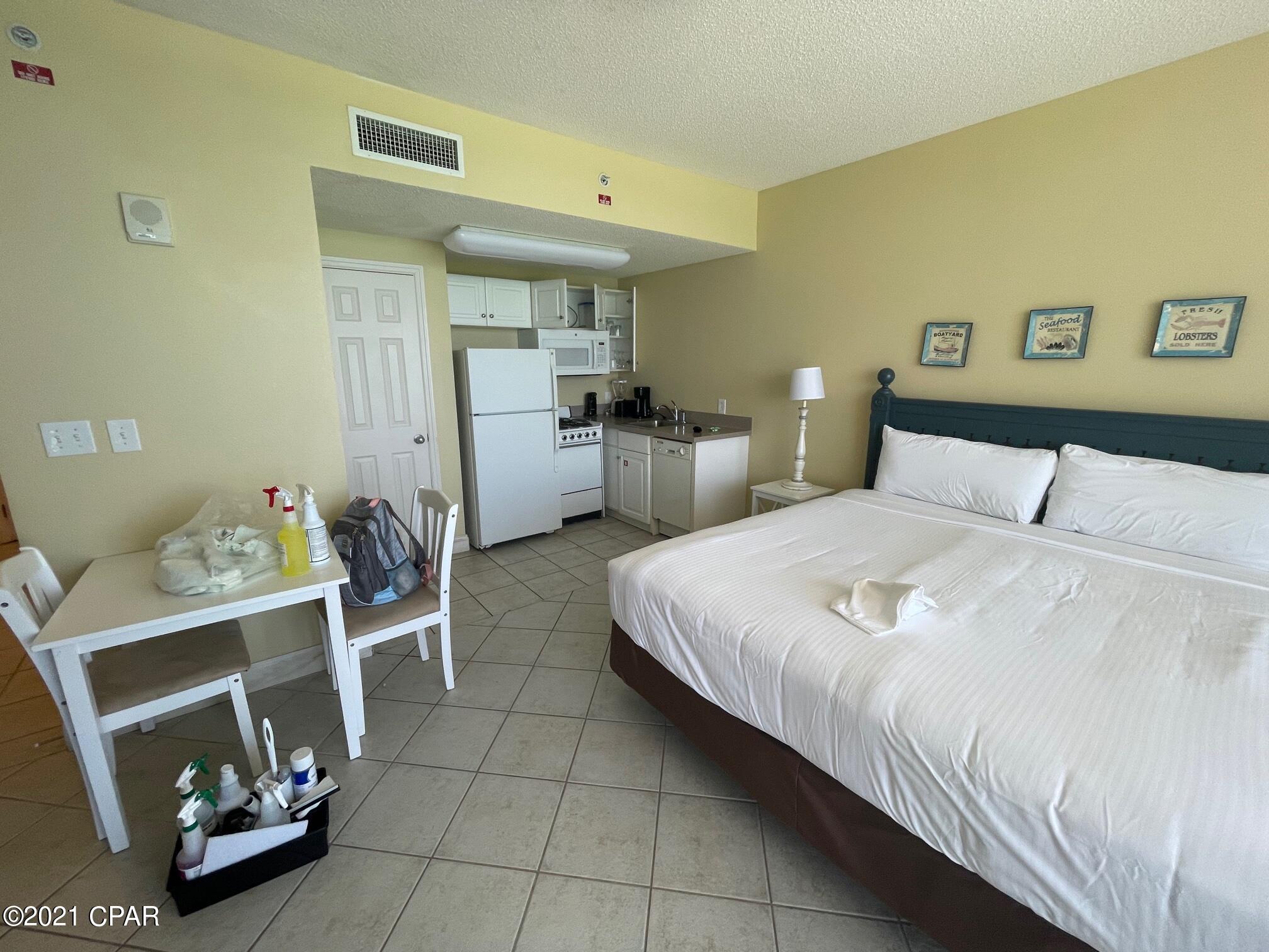 Majestic Beach Tower I - Residential