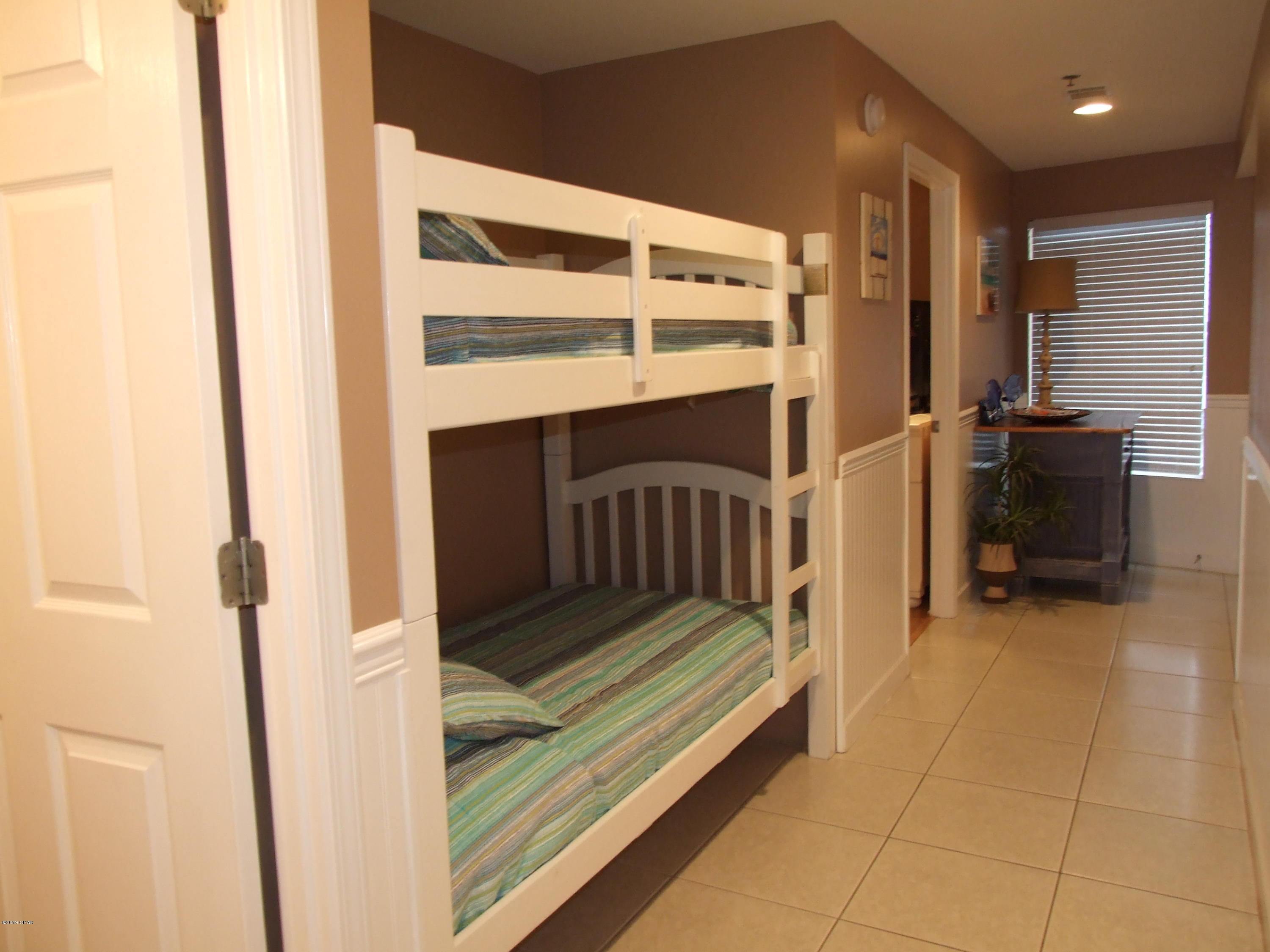 Splash Condo - Residential