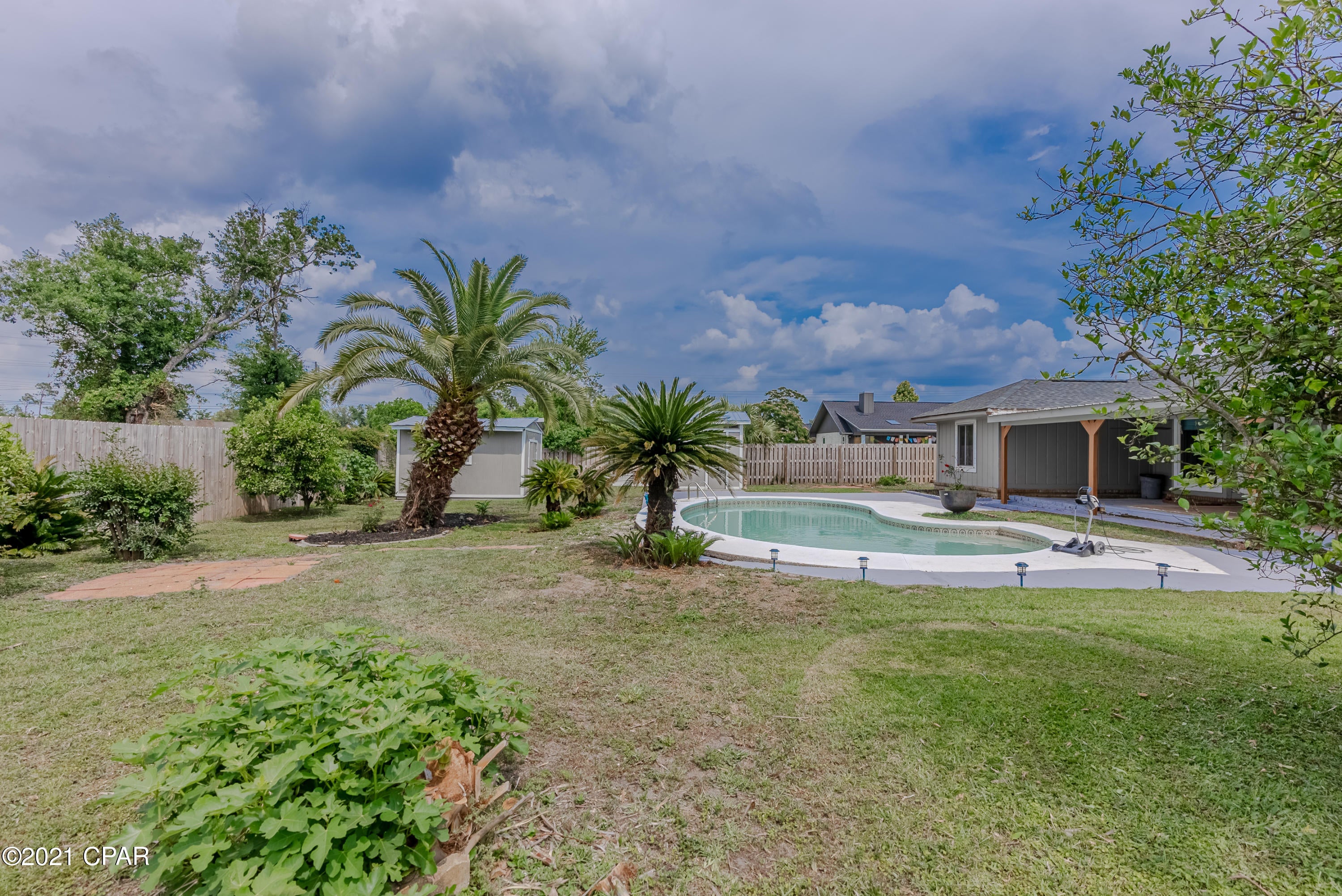 Candlewick Acres - Residential