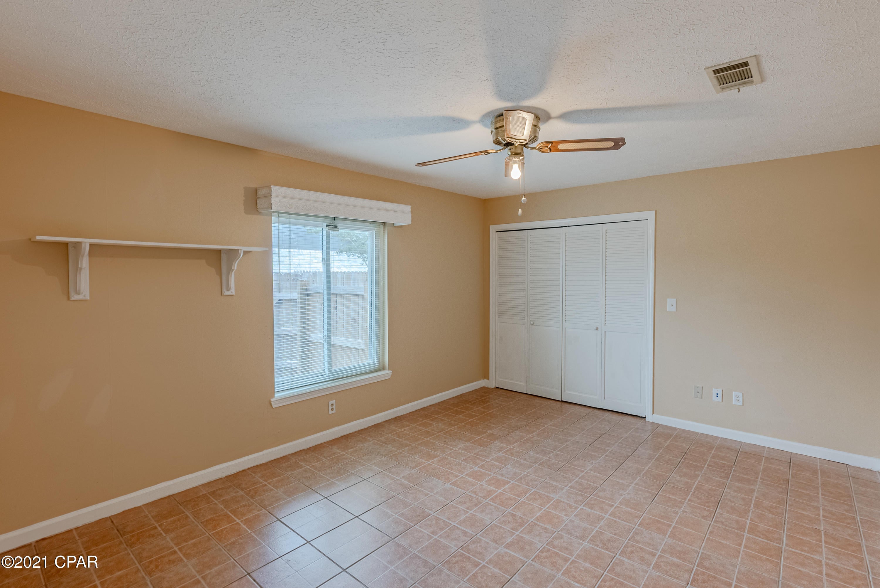 Candlewick Acres - Residential