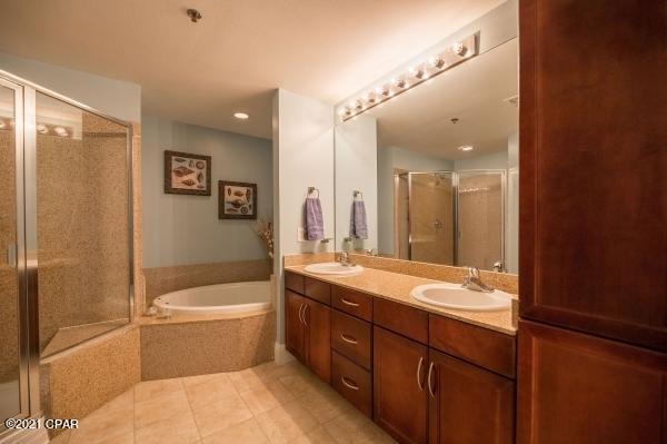 Laketown Wharf - Residential