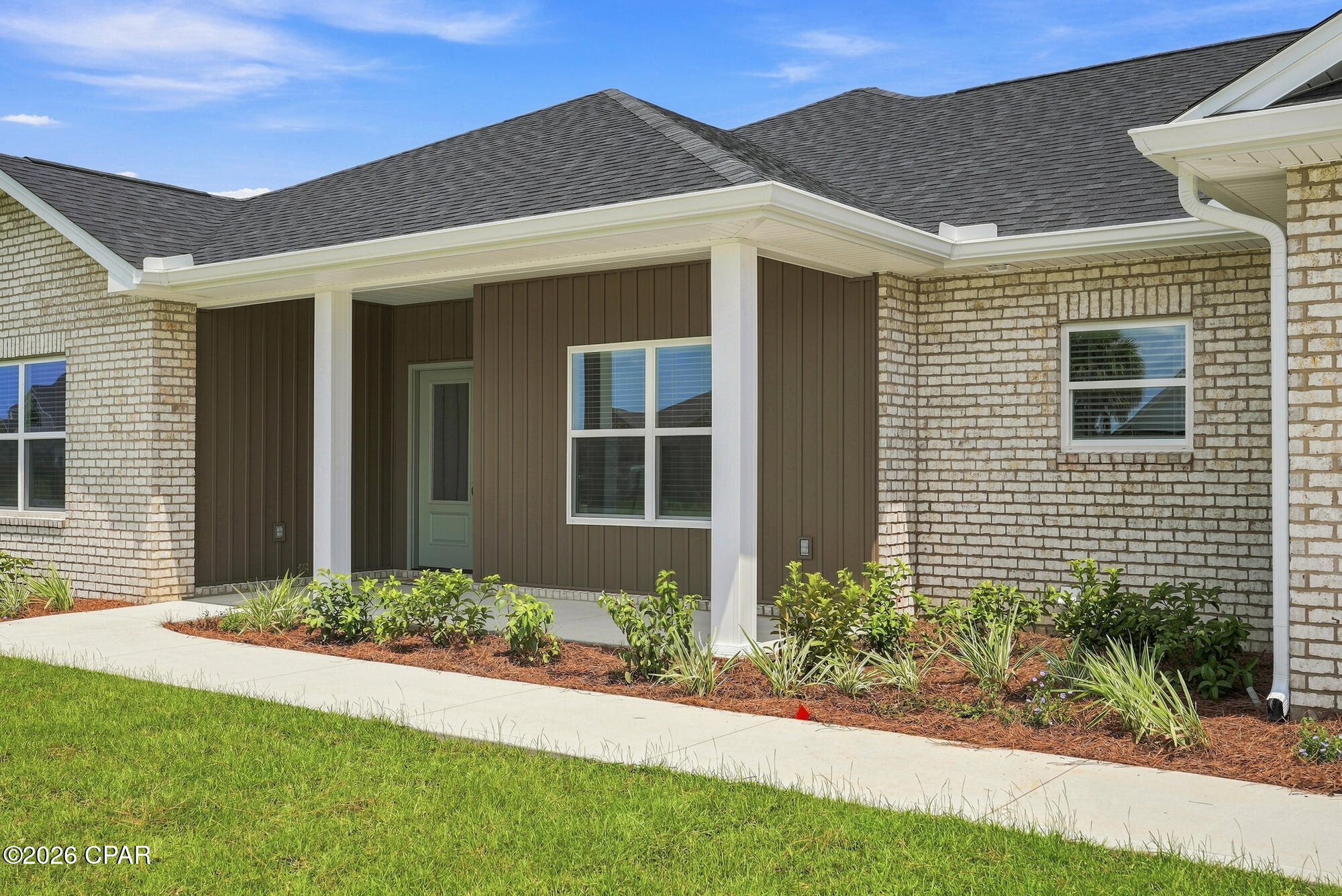 Kirkland Manor - Residential