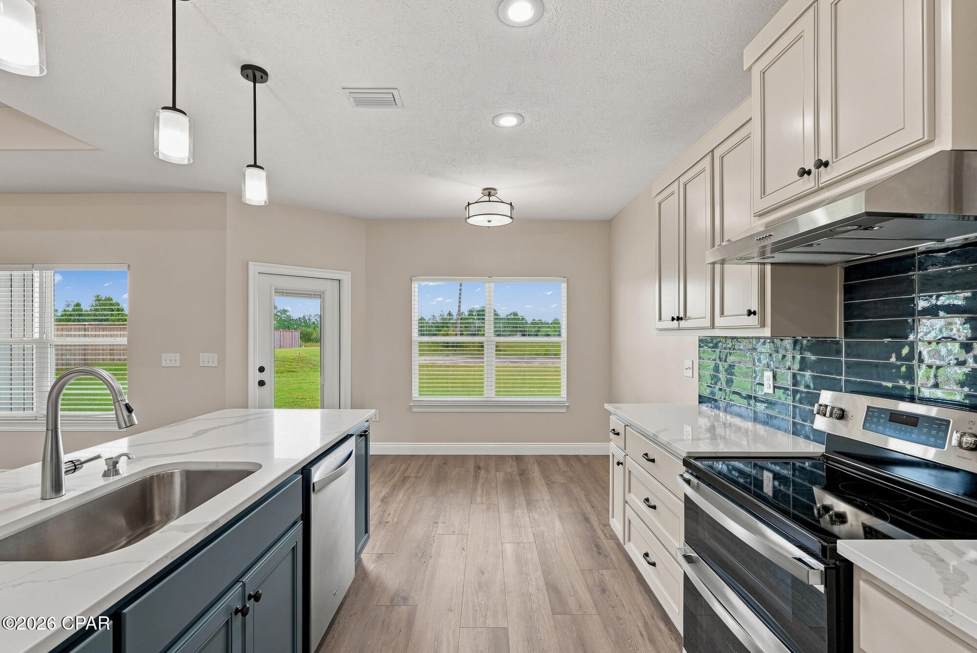 Kirkland Manor - Residential