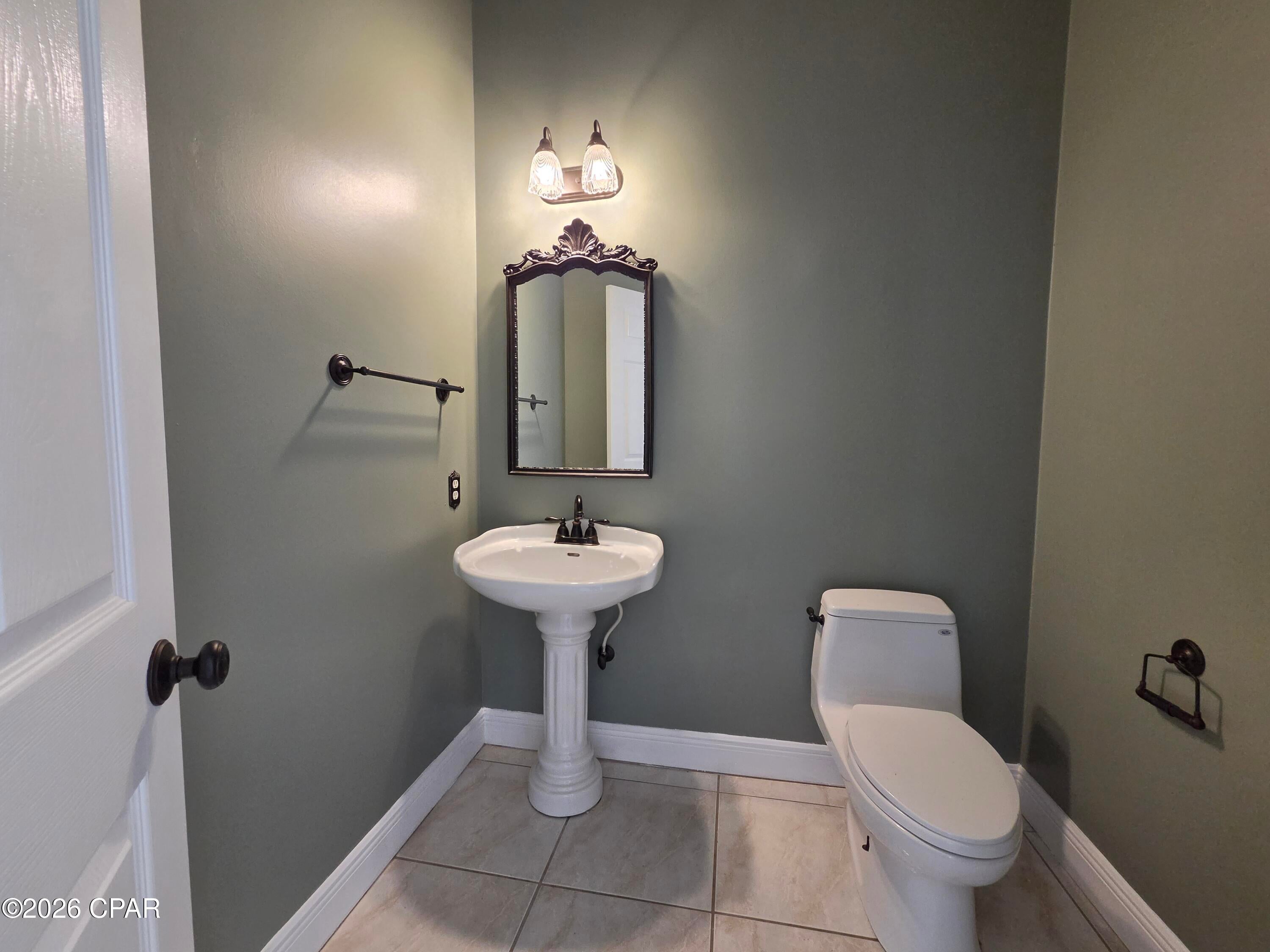Palm Bay Unit 4 - Residential Lease