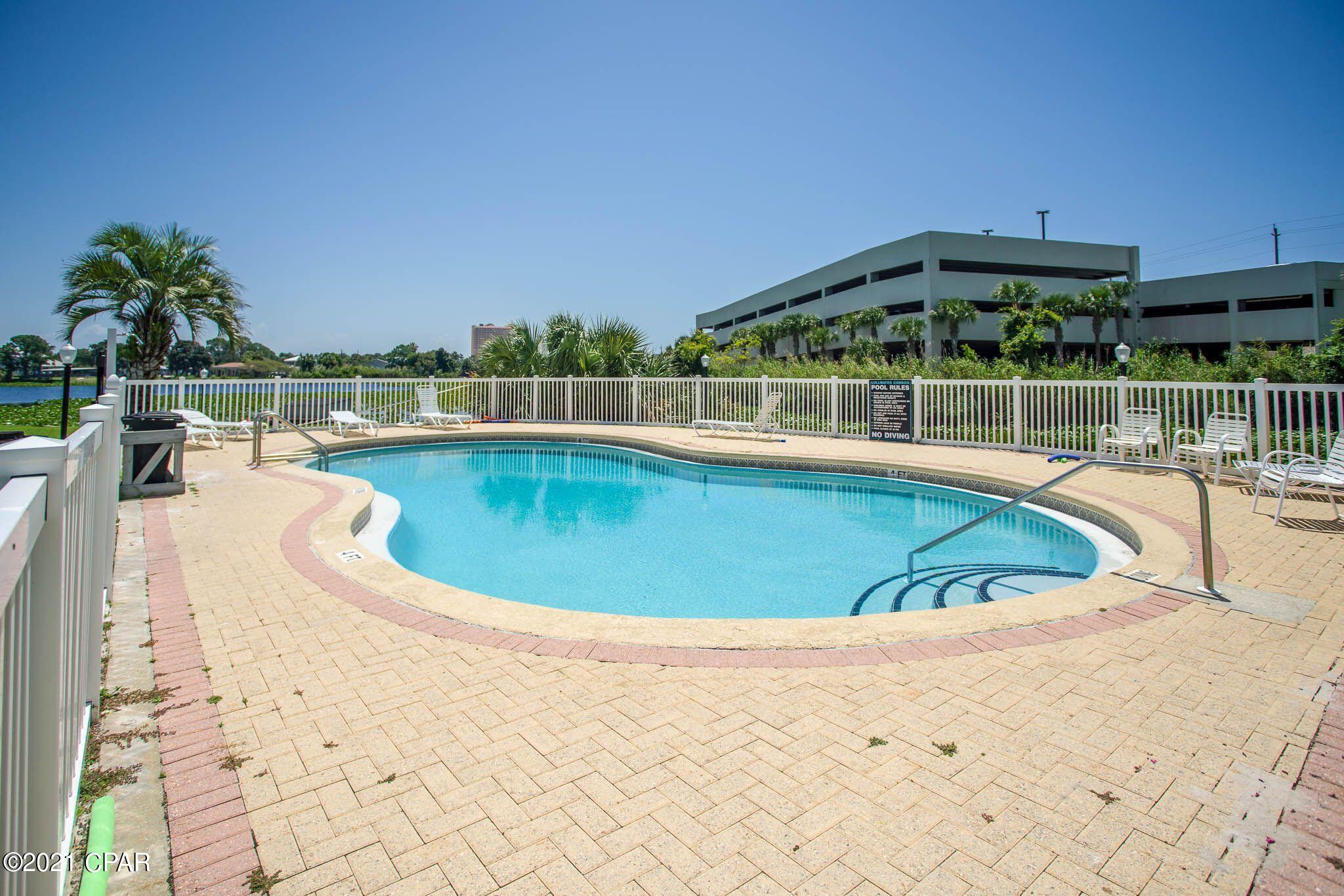 Lullwater Beach - Residential