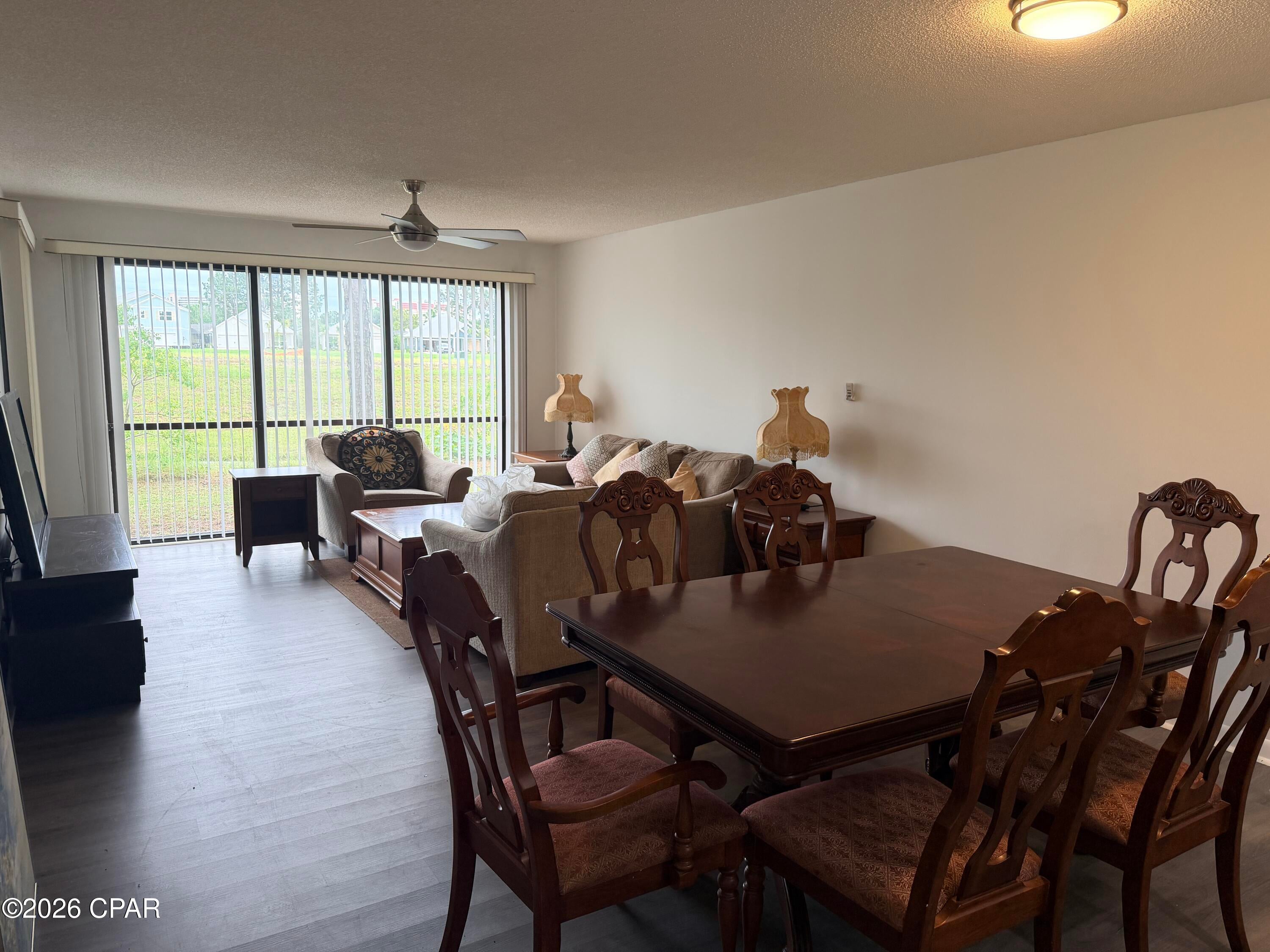 Hombre Golf Village - Residential