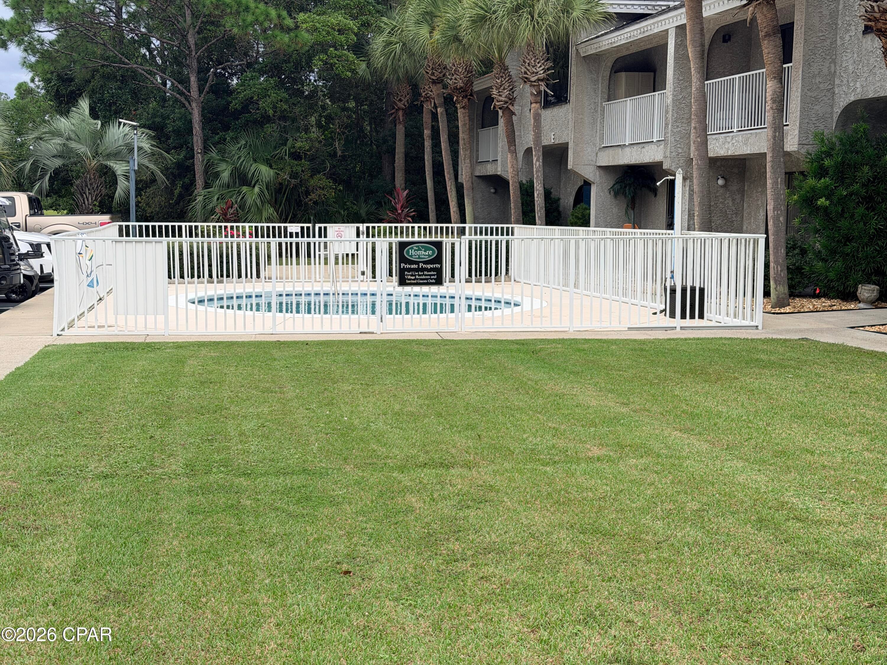 Hombre Golf Village - Residential