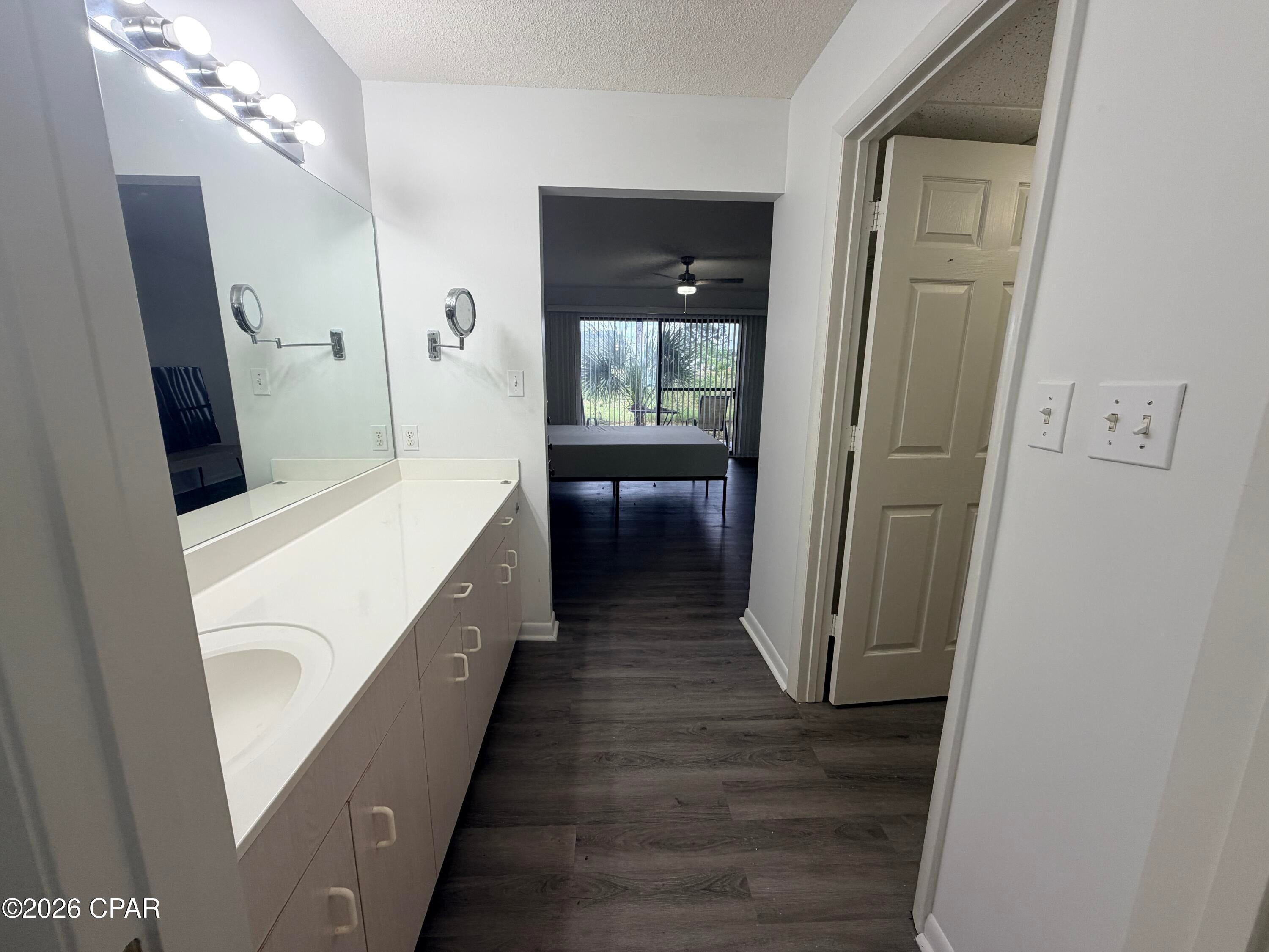 Hombre Golf Village - Residential