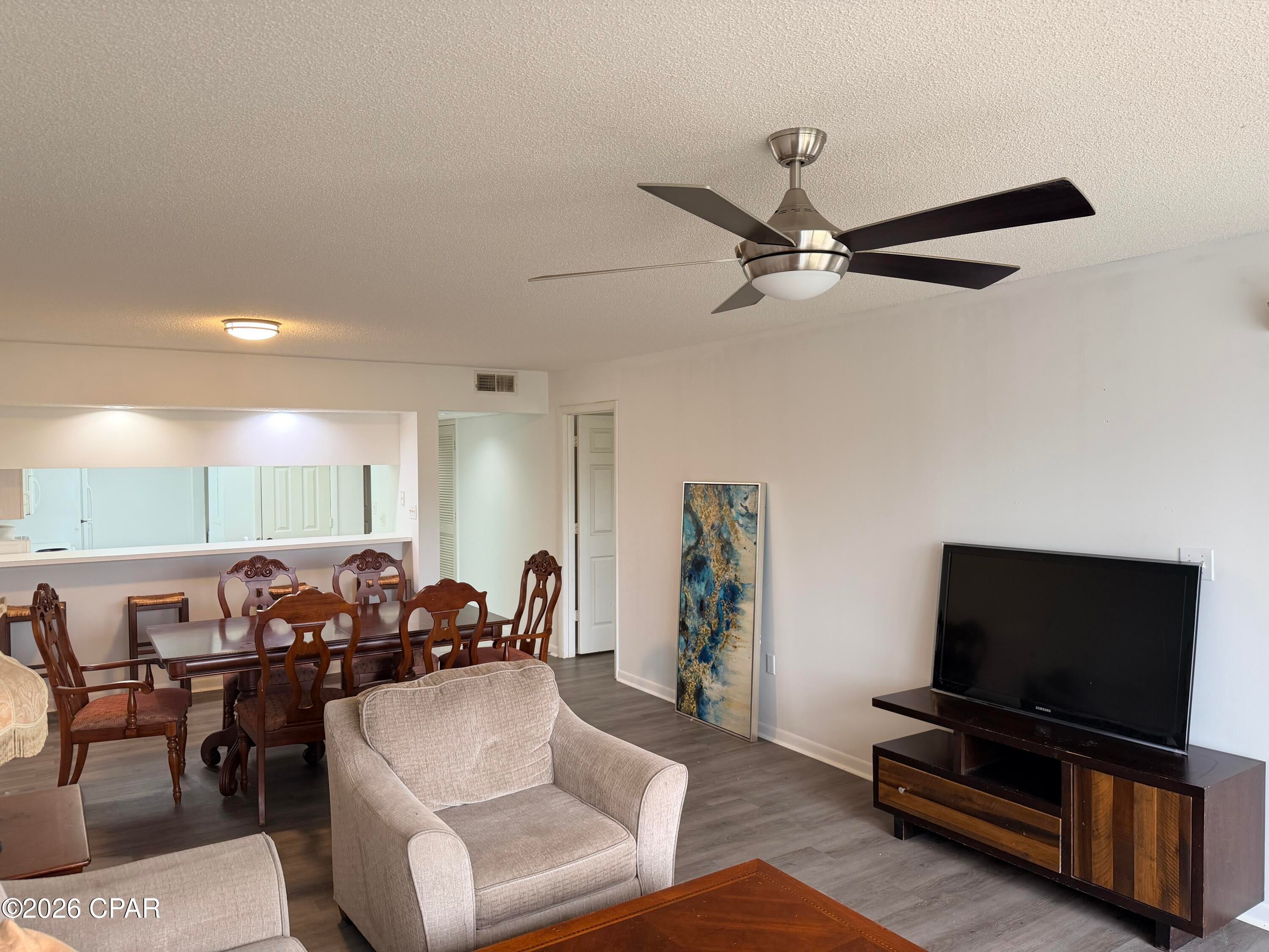 Hombre Golf Village - Residential