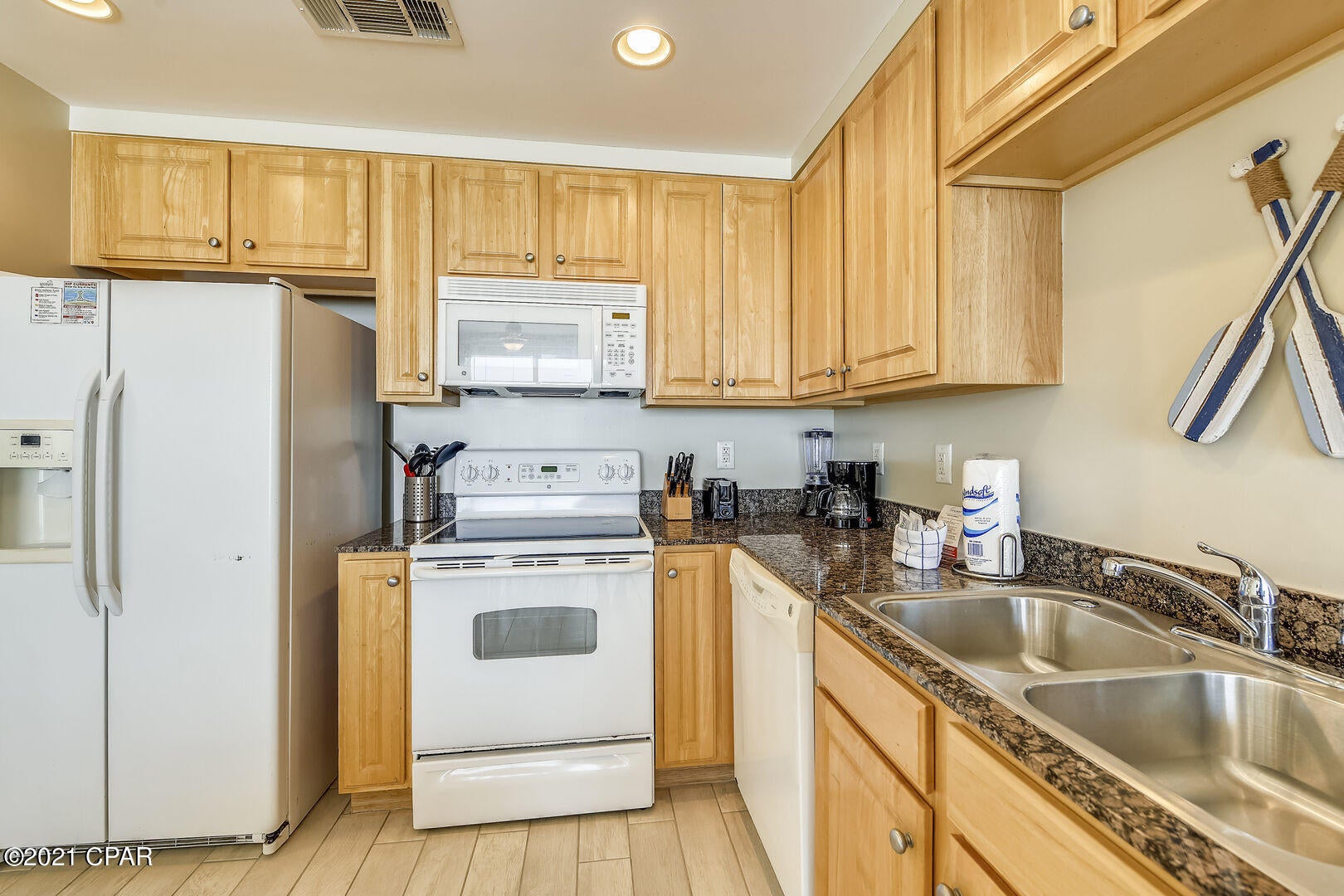 Splash Condo - Residential