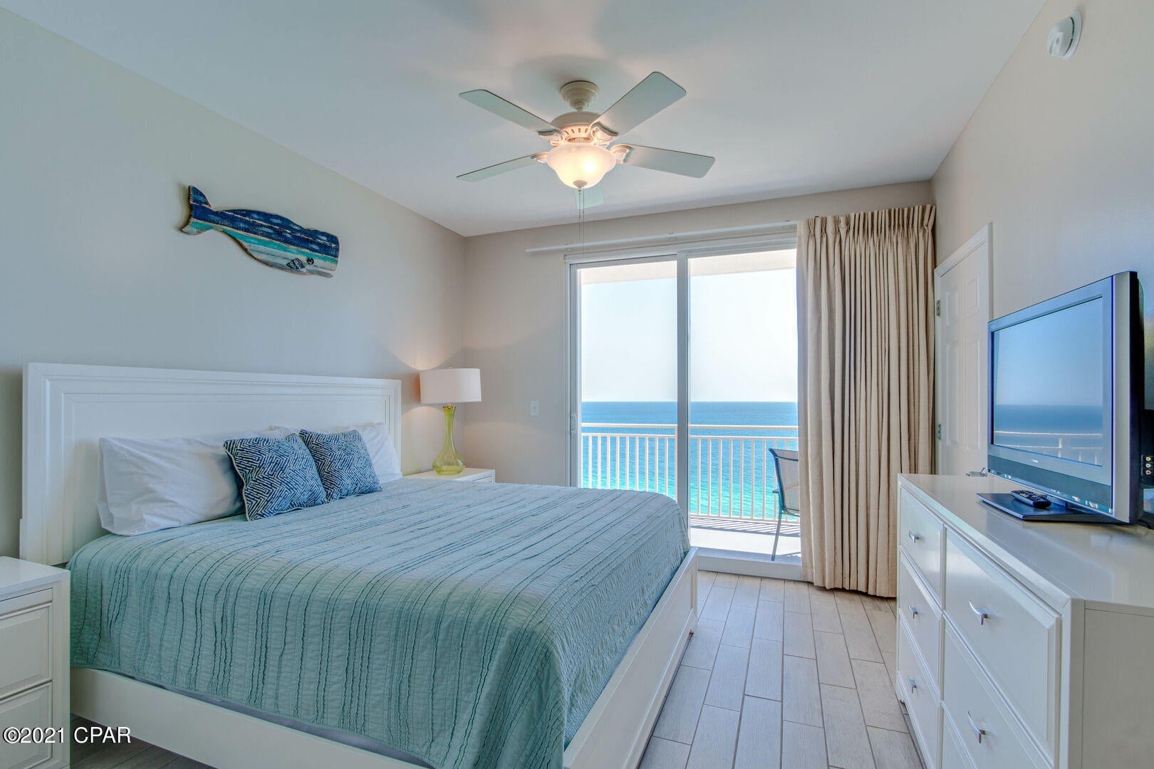 Splash Condo - Residential