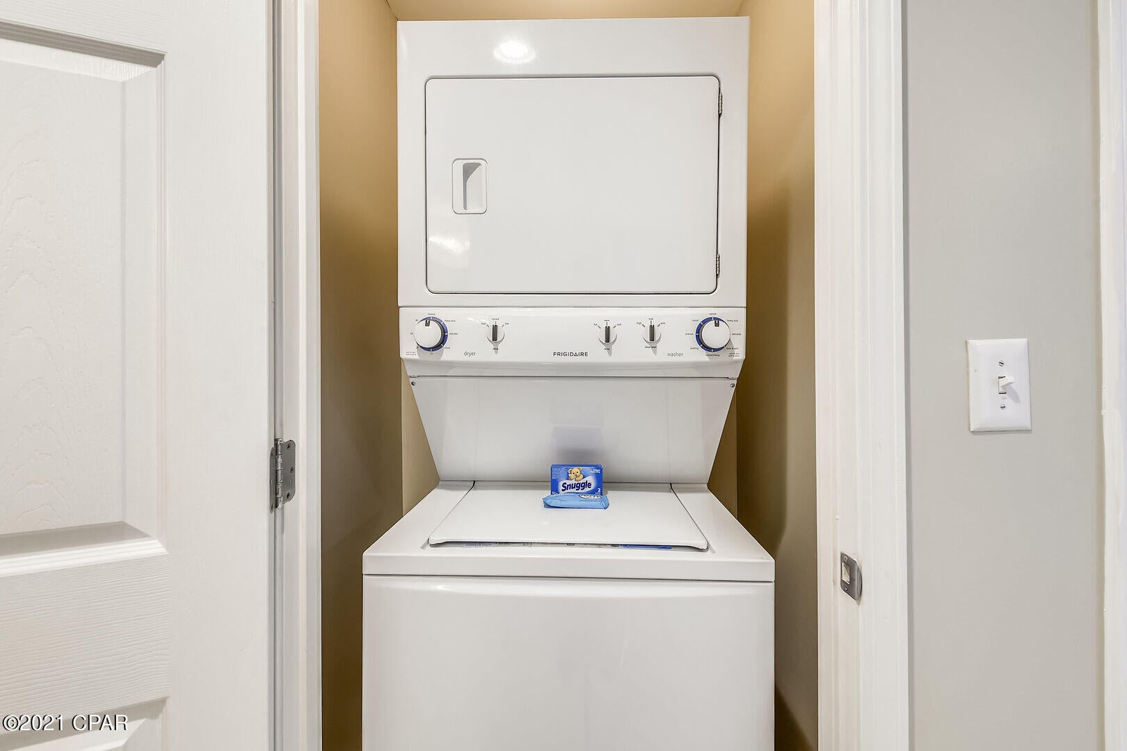Splash Condo - Residential