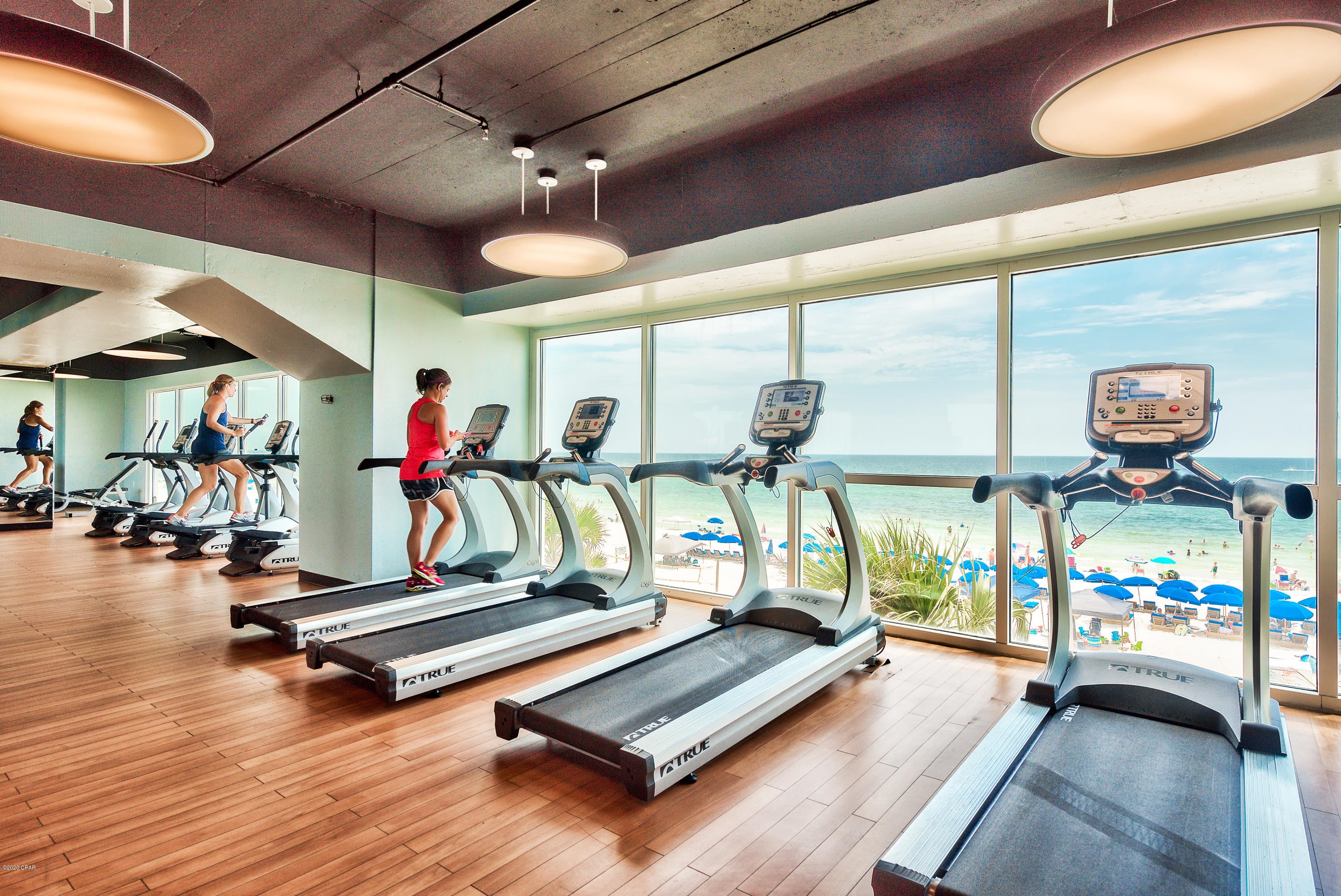 Splash Condo - Residential