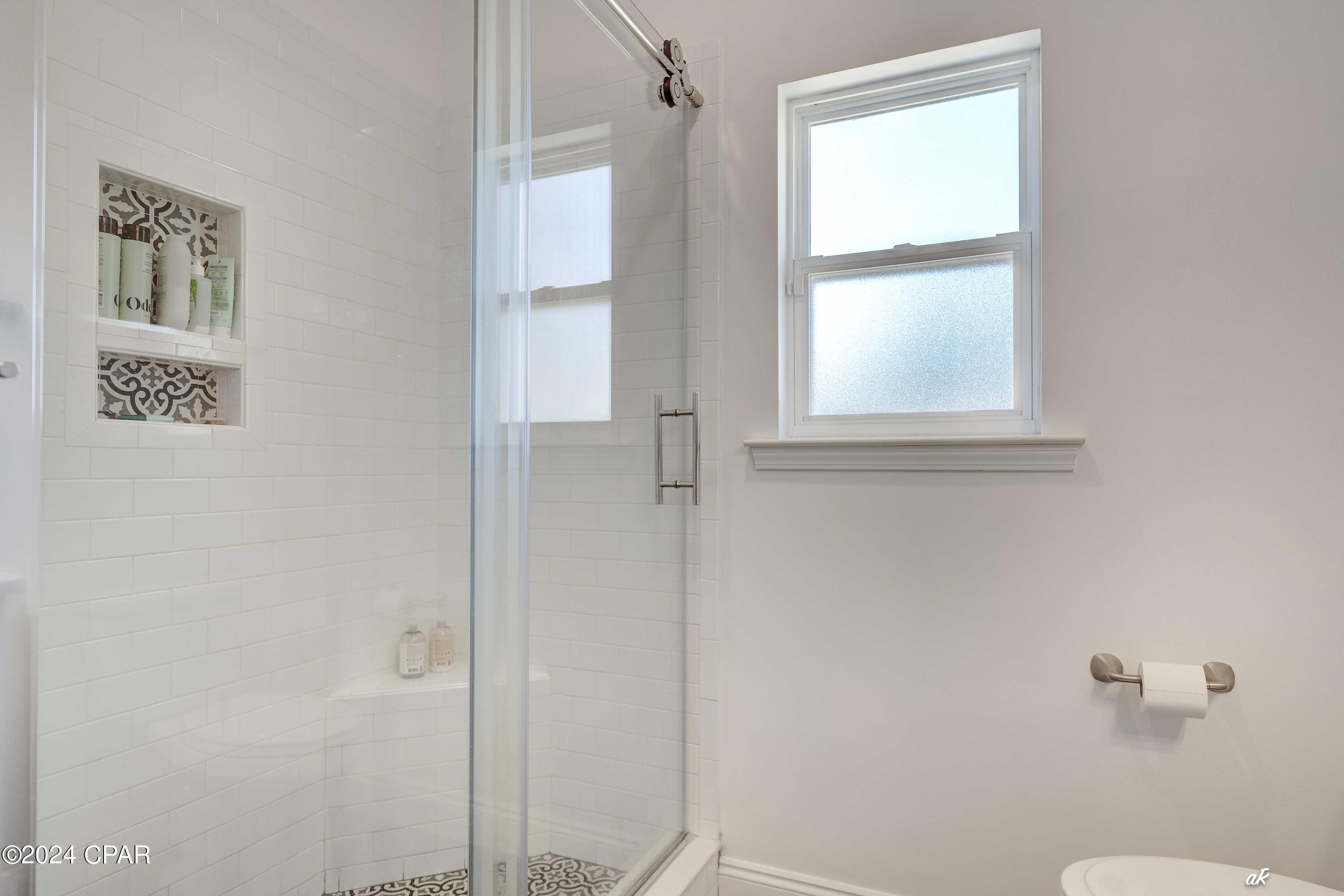 Hiland Park - Residential Lease