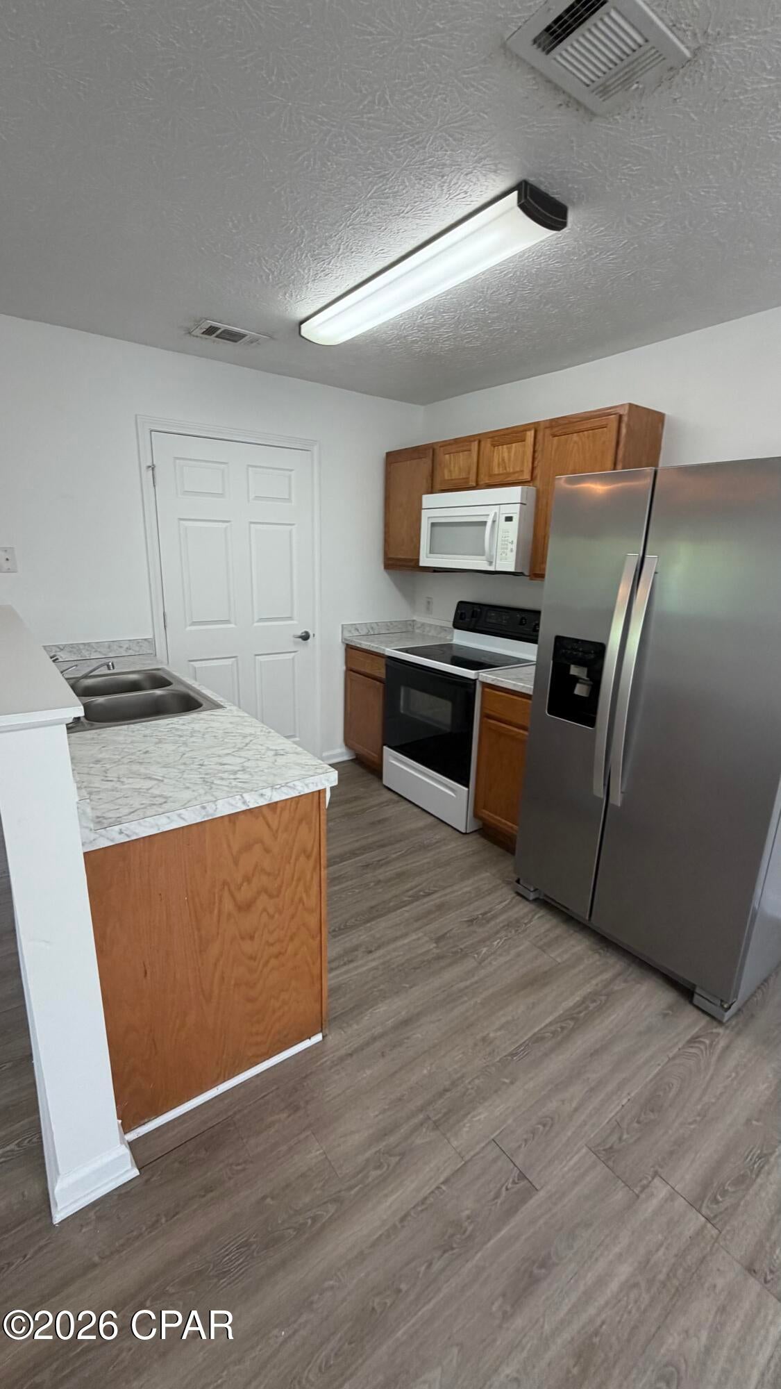 Merglewski Retreats - Residential Lease