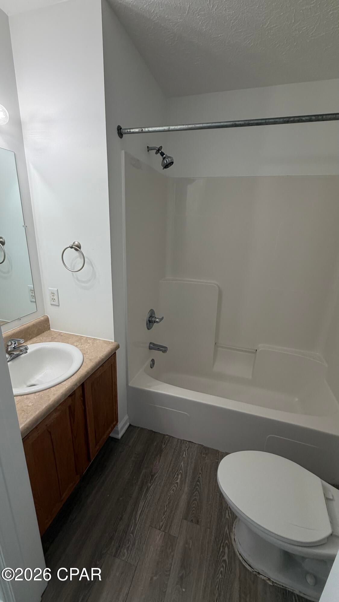 Merglewski Retreats - Residential Lease