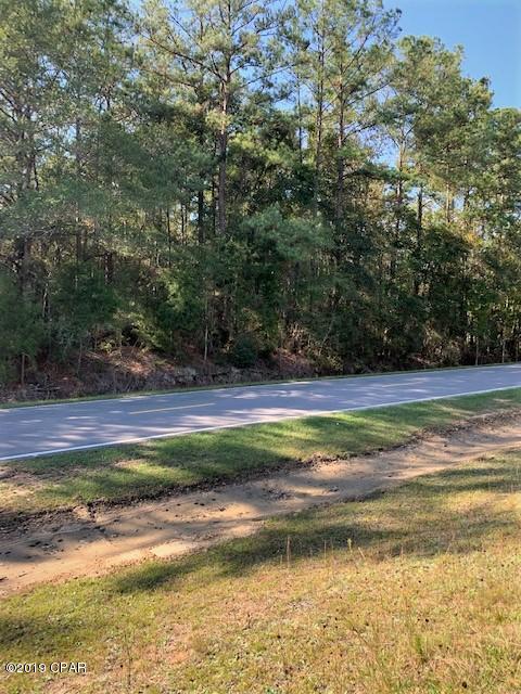 Four acres on paved road South of Ponce De Leon , perfect to build or place mobile home.  

*There is not a current survey, Buyer will be responsible for survey, if needed.