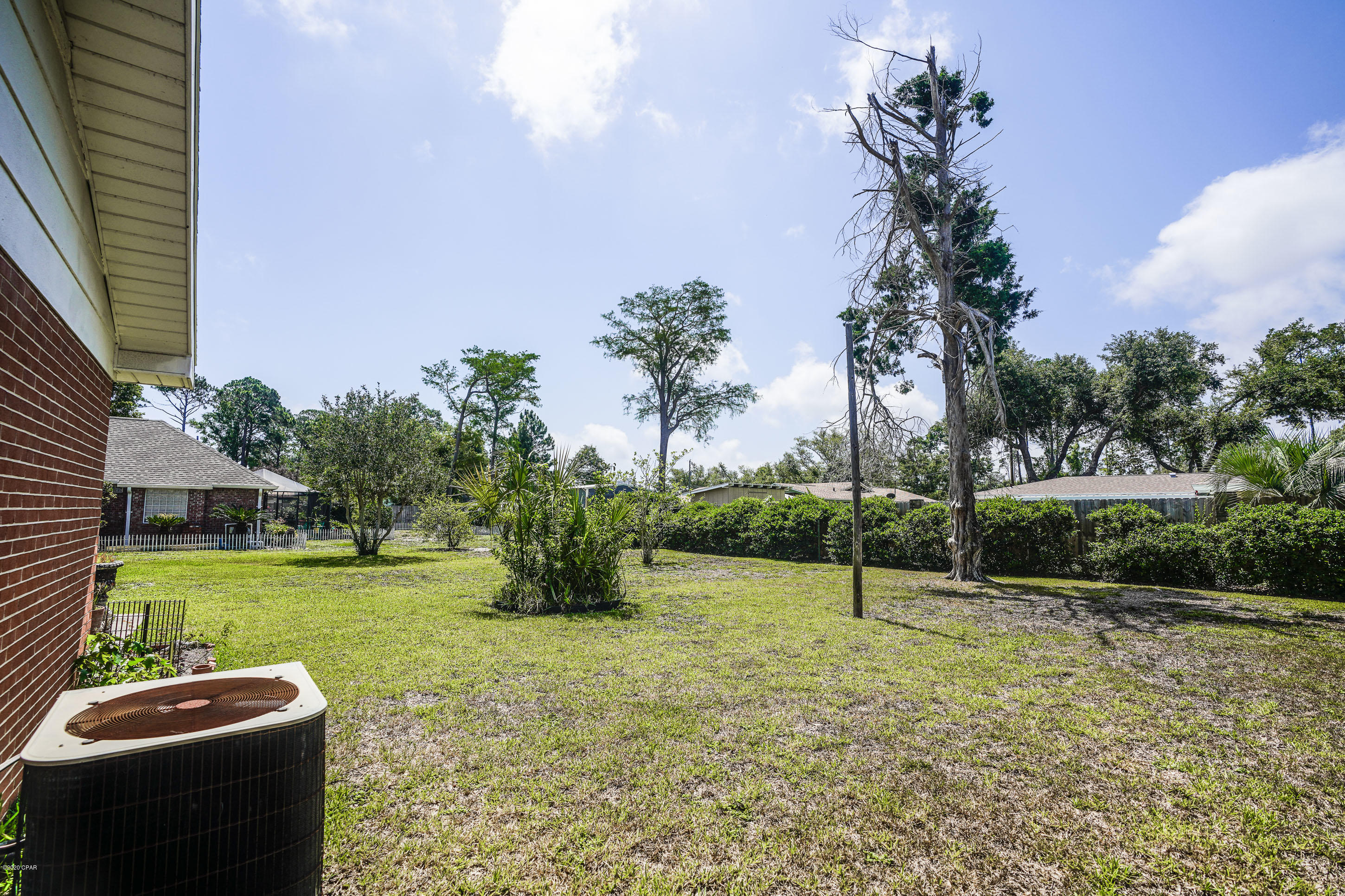 Woodlawn Unit 4 - Residential Lease