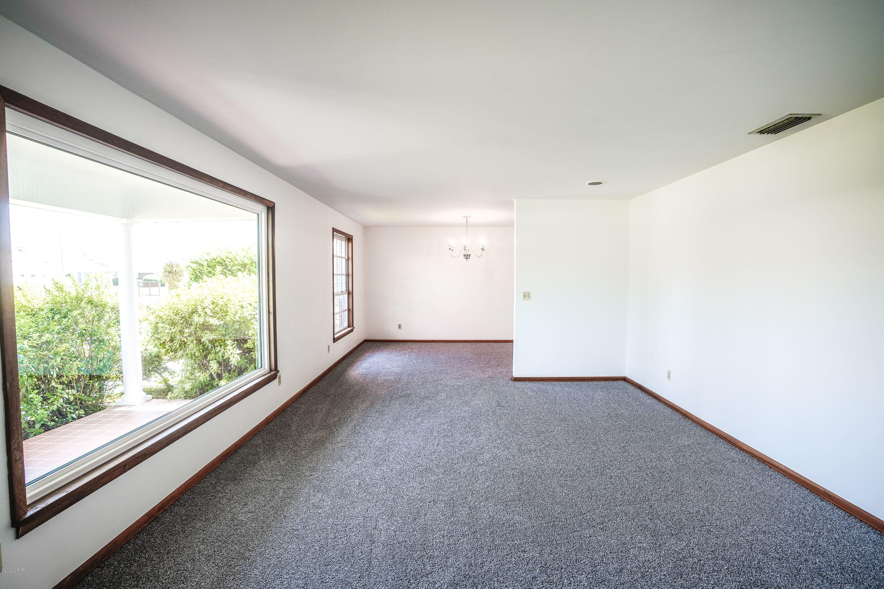 Woodlawn Unit 4 - Residential Lease