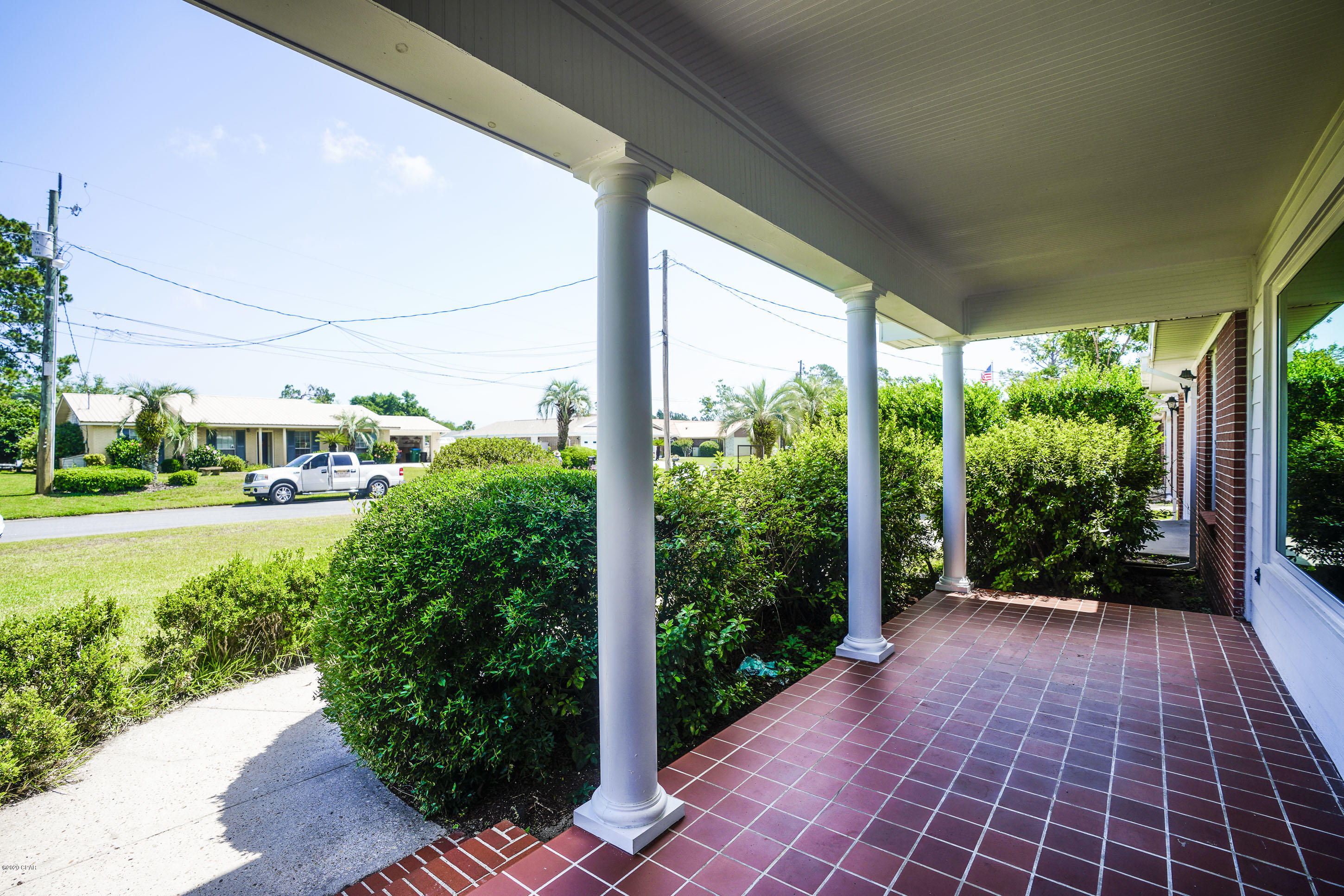 Woodlawn Unit 4 - Residential Lease