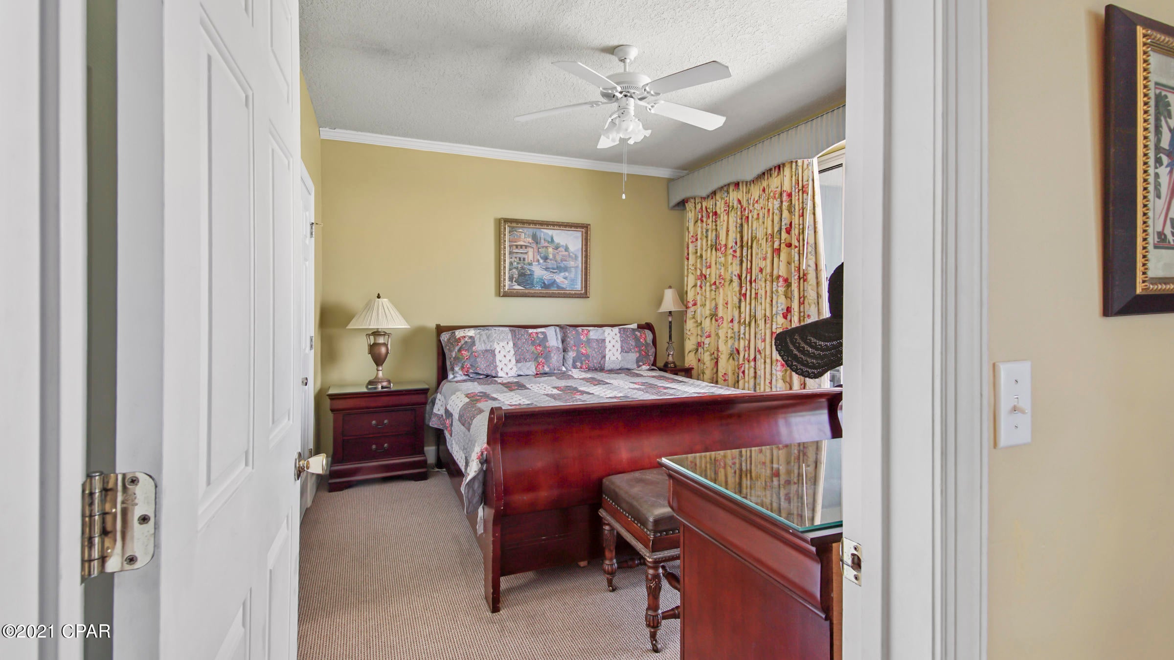 Twin Palms Resort - Residential