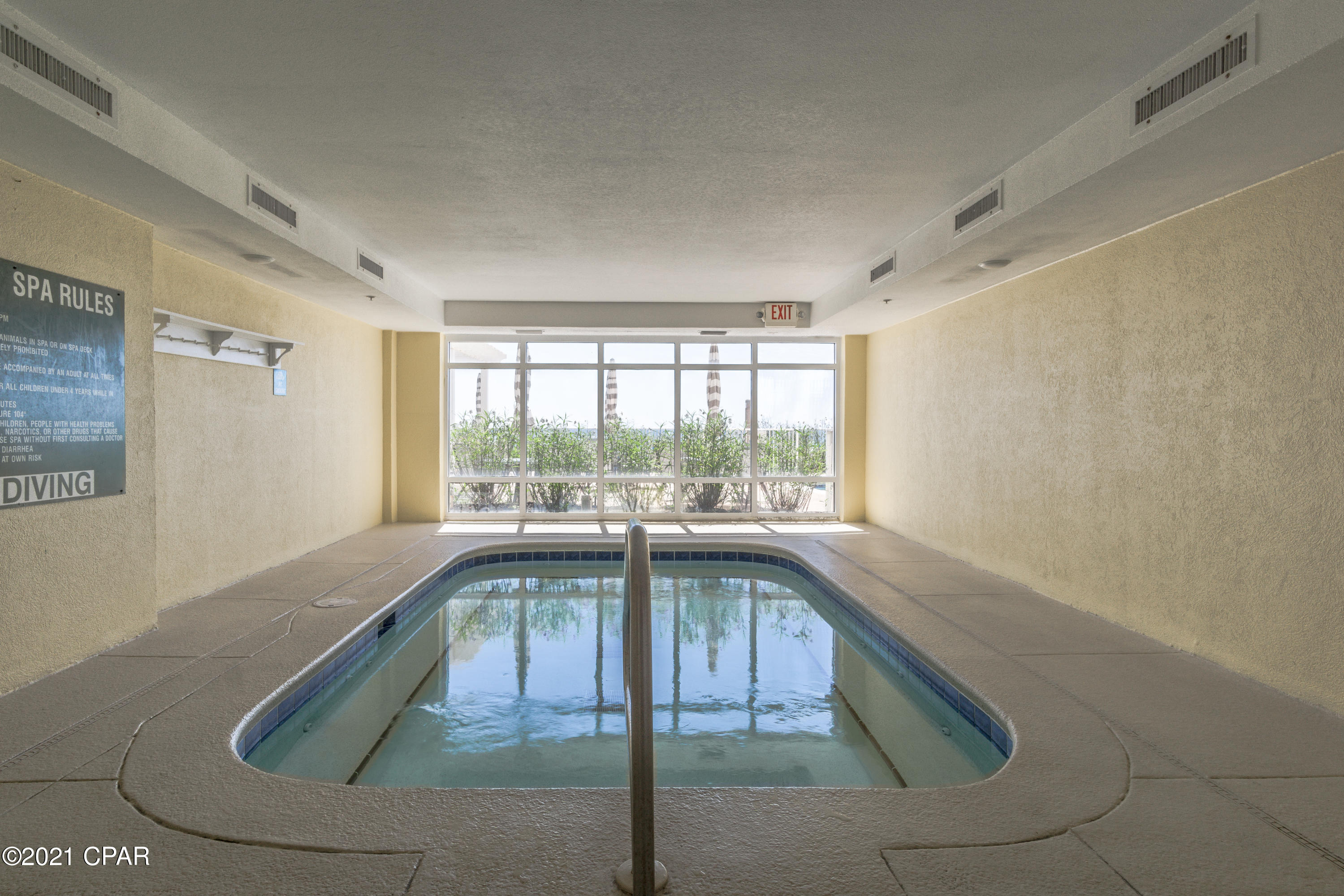 Twin Palms Resort - Residential