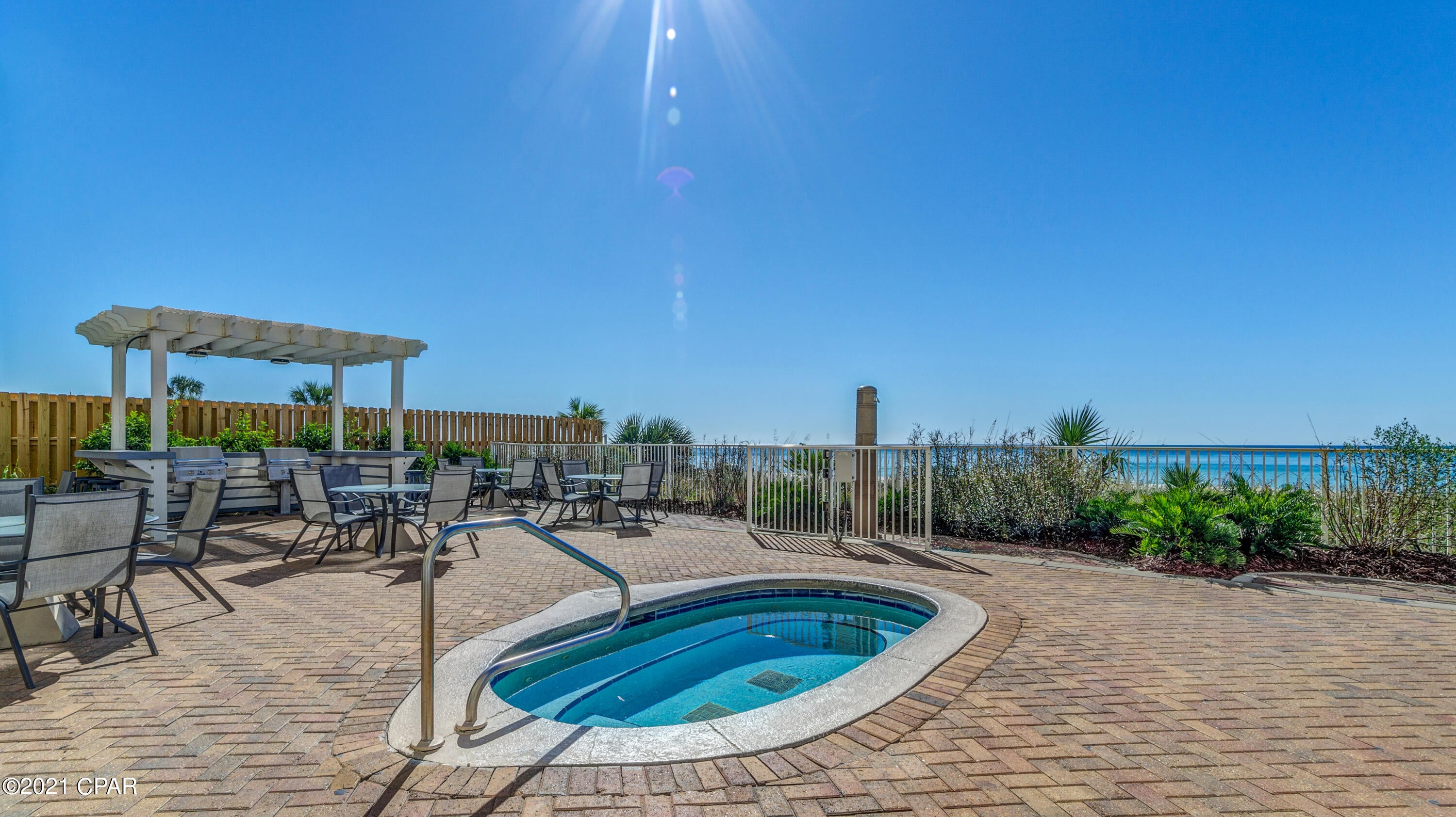 Twin Palms Resort - Residential
