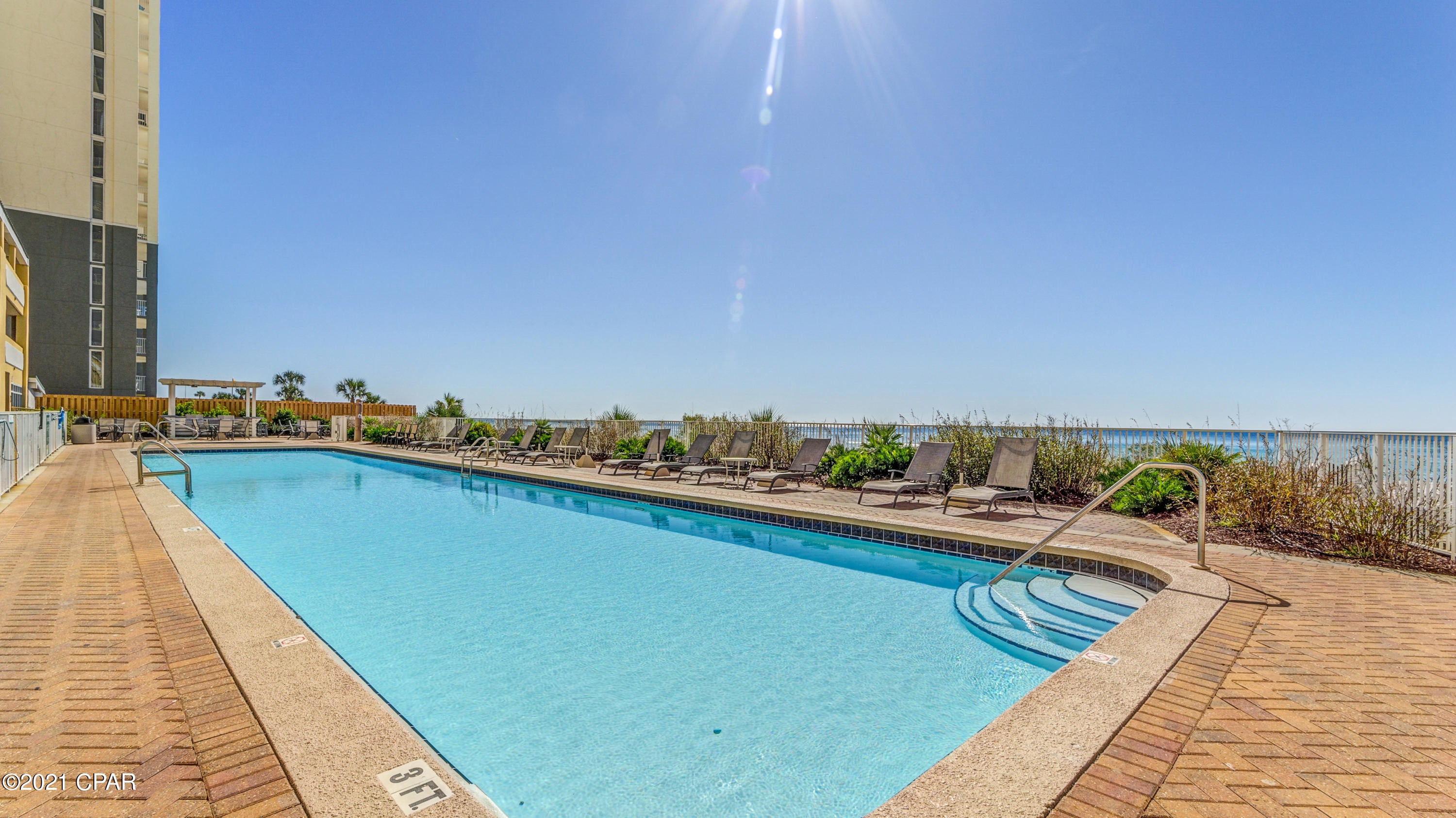 Twin Palms Resort - Residential