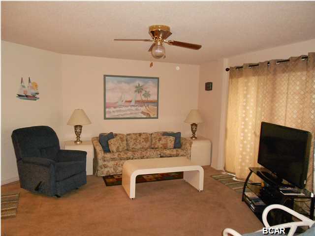 GREAT PRICE 1 BEDROOM 1 BATH AND GREAT LOCATION! PRIVATE BALCONY ACCESS FROM BEDROOM OR LIVING AREA. NEW HOT WATER HEATER AND HVAC. COMPLEX INCLUDES COFFEE SHOP WITH FRESH BREW, RESTAURANTS AND RETAIL SHOPPING. SHORT WALK TO THE BEACH MAKES THIS CONDO A GOOD RENTAL INVESTMENT.