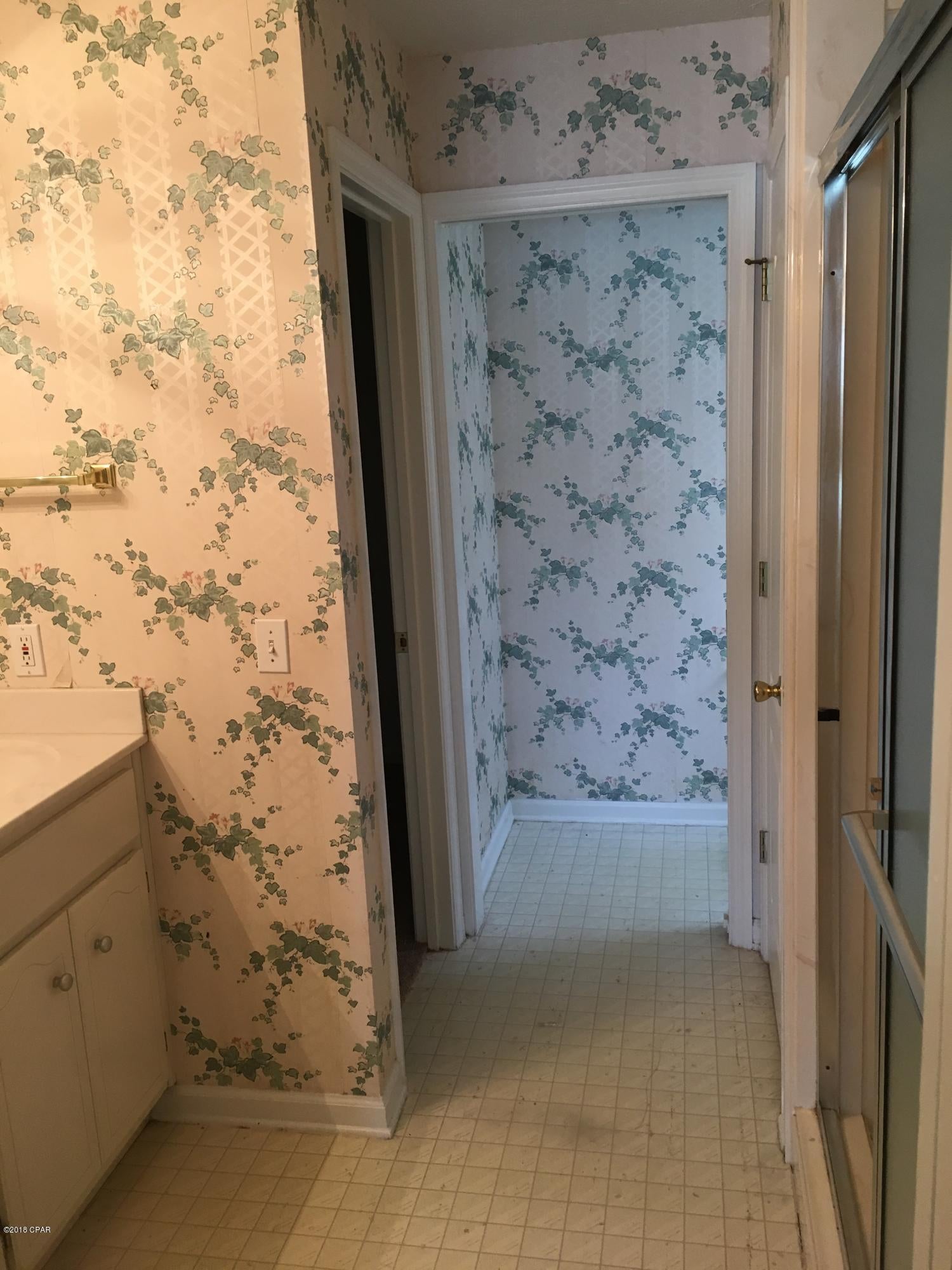 Hidden Pines Phase I - Residential Lease