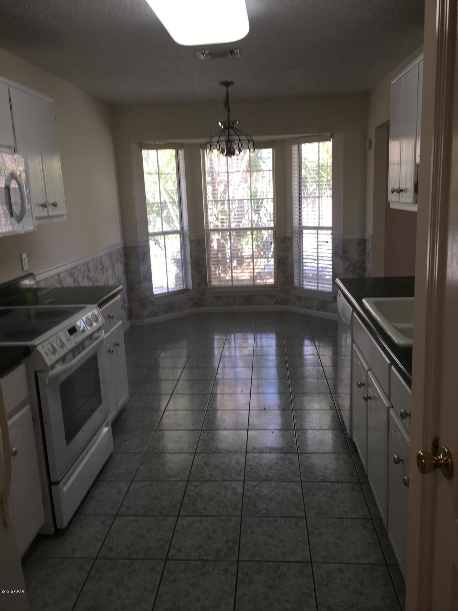 Hidden Pines Phase I - Residential Lease