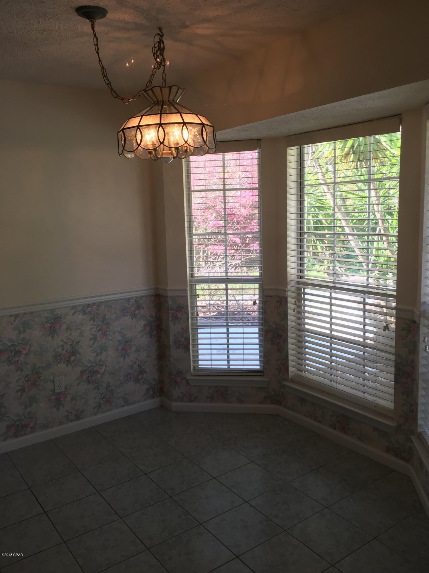 Hidden Pines Phase I - Residential Lease