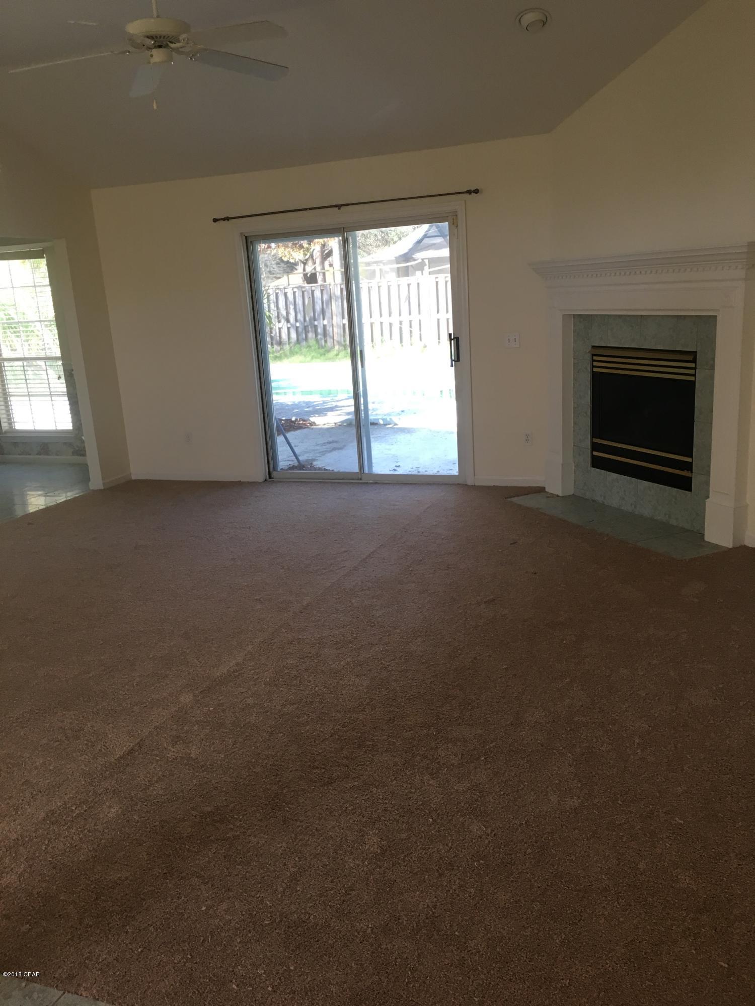 Hidden Pines Phase I - Residential Lease